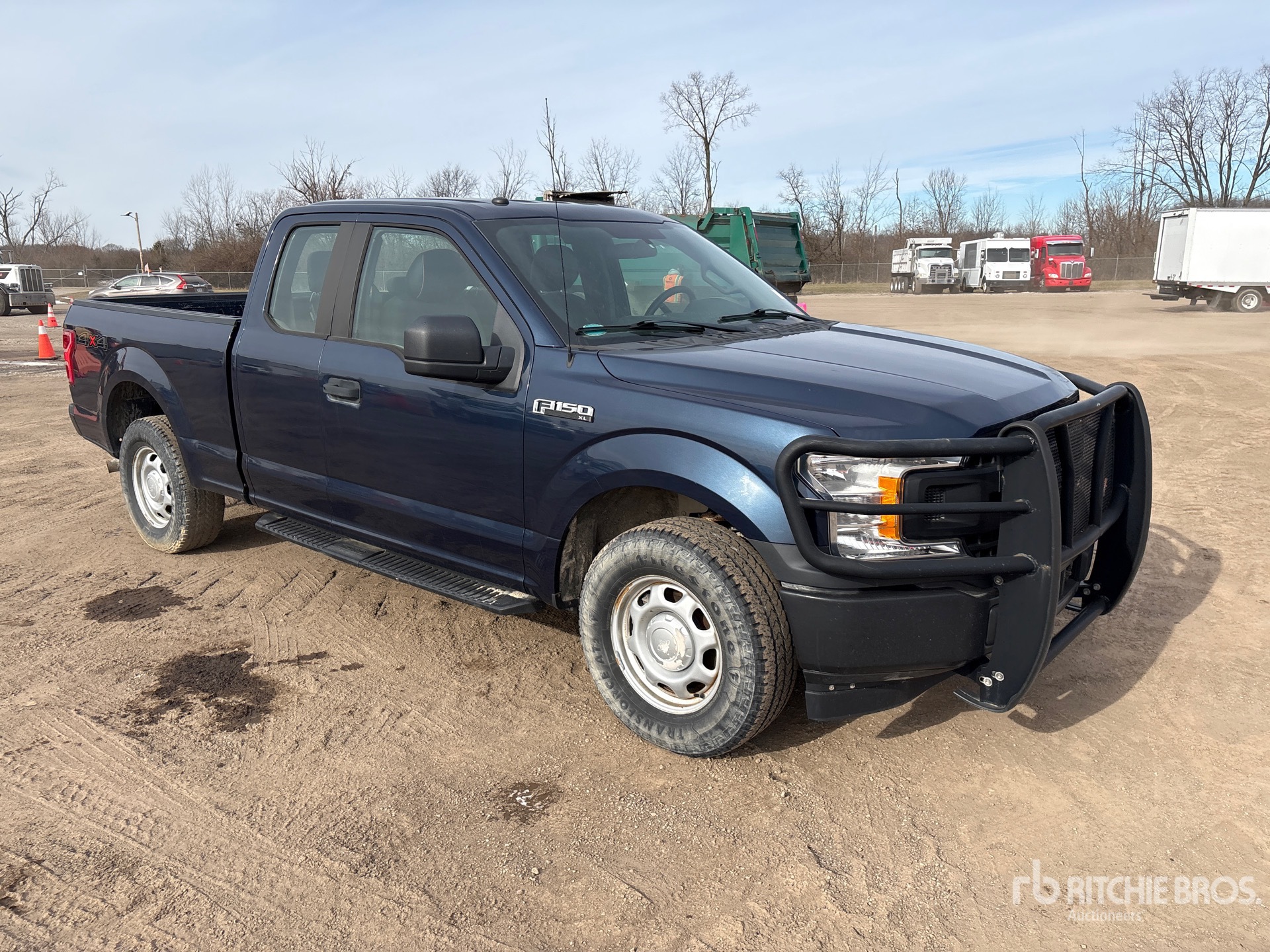 General Appearance with Foto, angolo anteriore destro