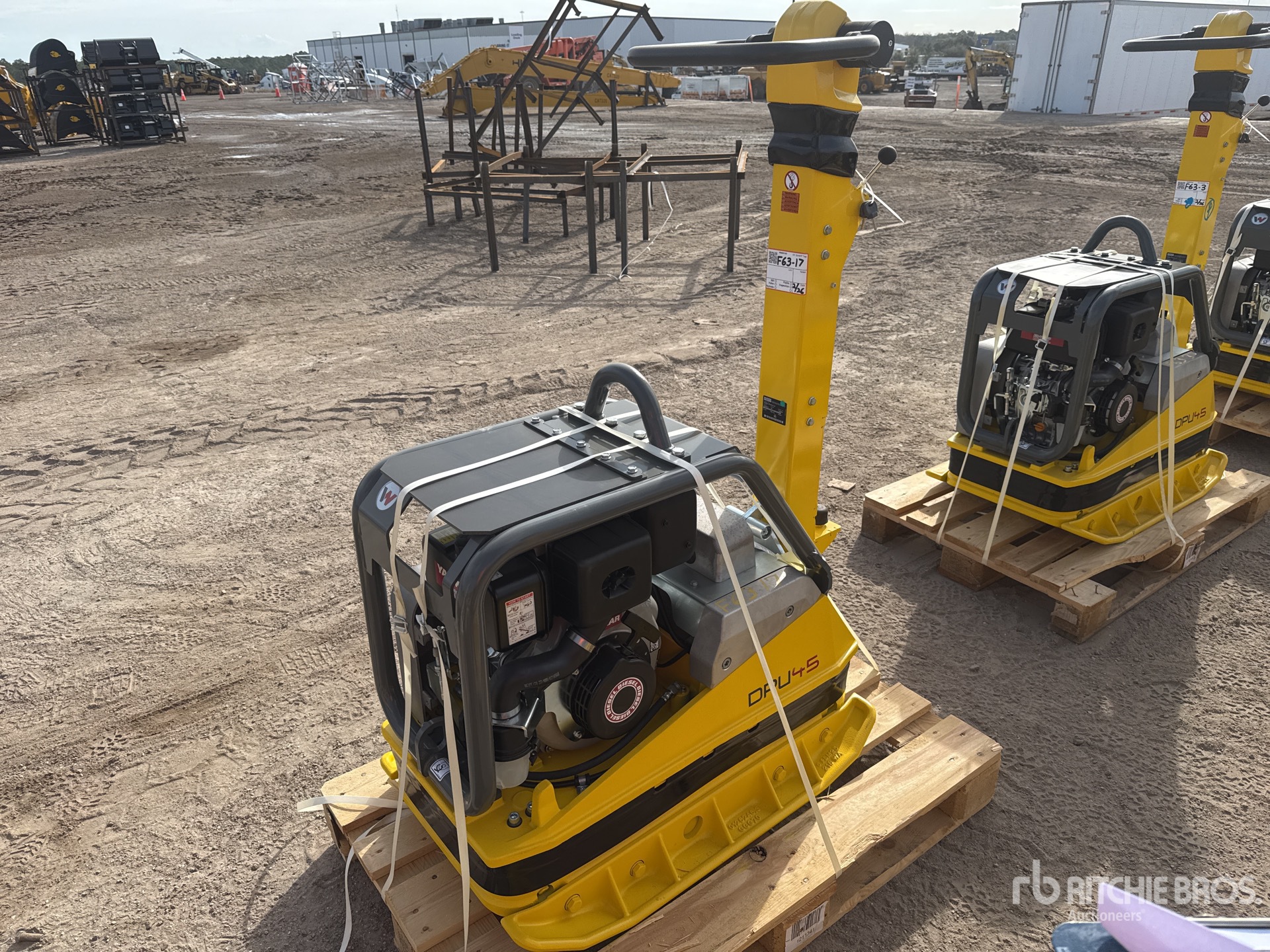 General Appearance with Imagen: esquina trasera derecha