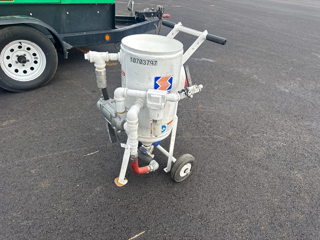 2022 Schmidt 8612-639-01C Pneumatic Sand Blaster