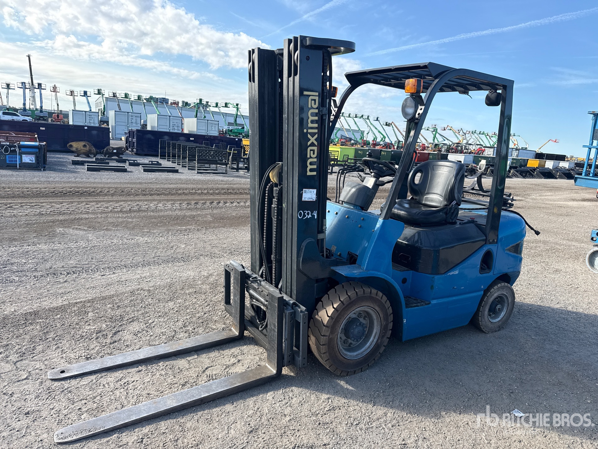 General Appearance with Picture, Left Front Corner