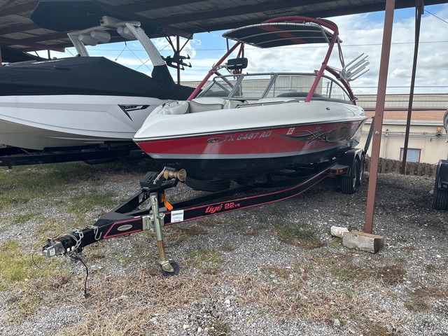 2006 Tige 22VE 22 ft Bowrider Boat w/2006 Dorsey Trailer 2006 Tige 22VE 22 ft Bowrider Boat w/2006 Dorsey Trailer
