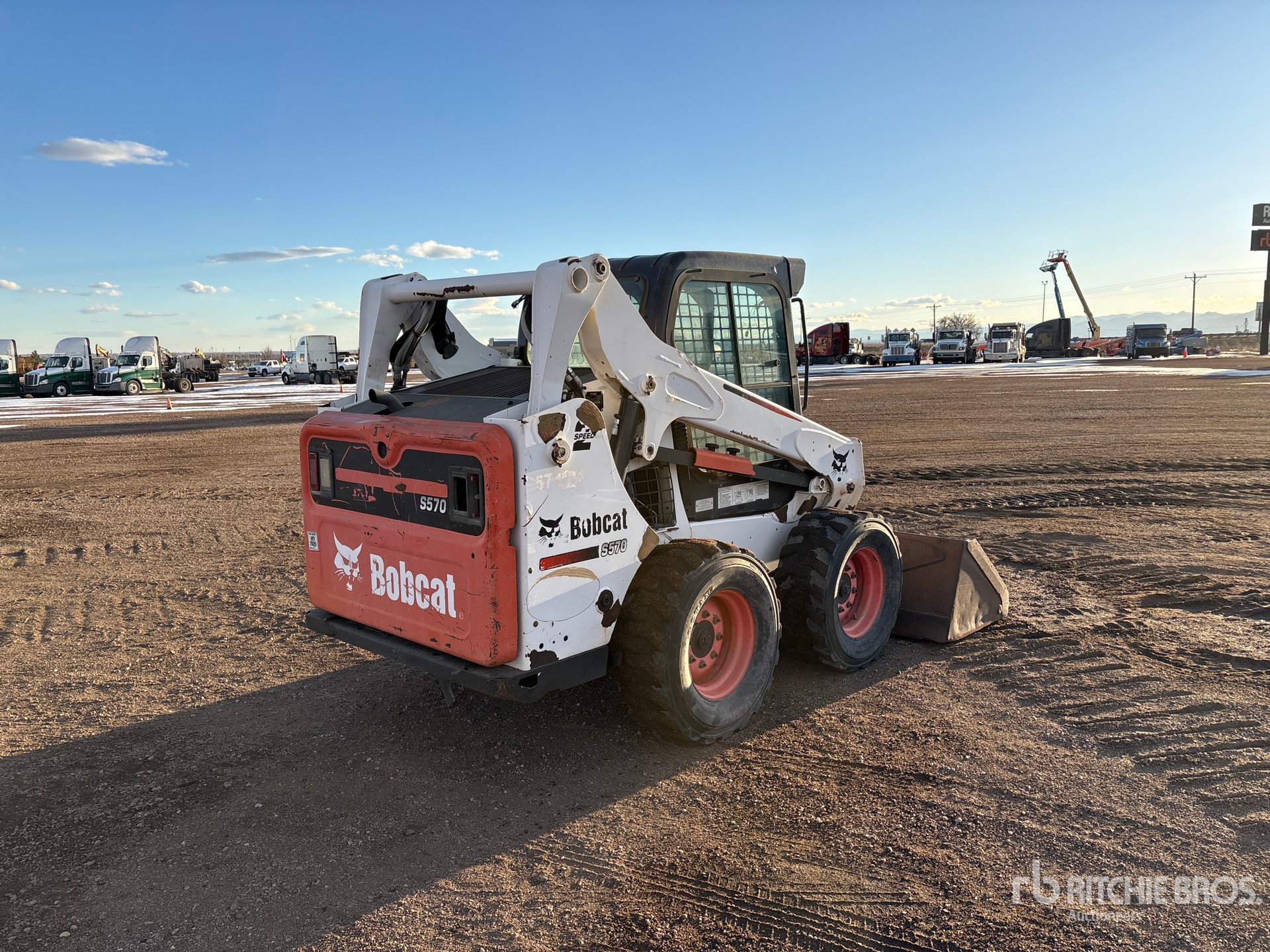 General Appearance with Imagen: esquina trasera derecha