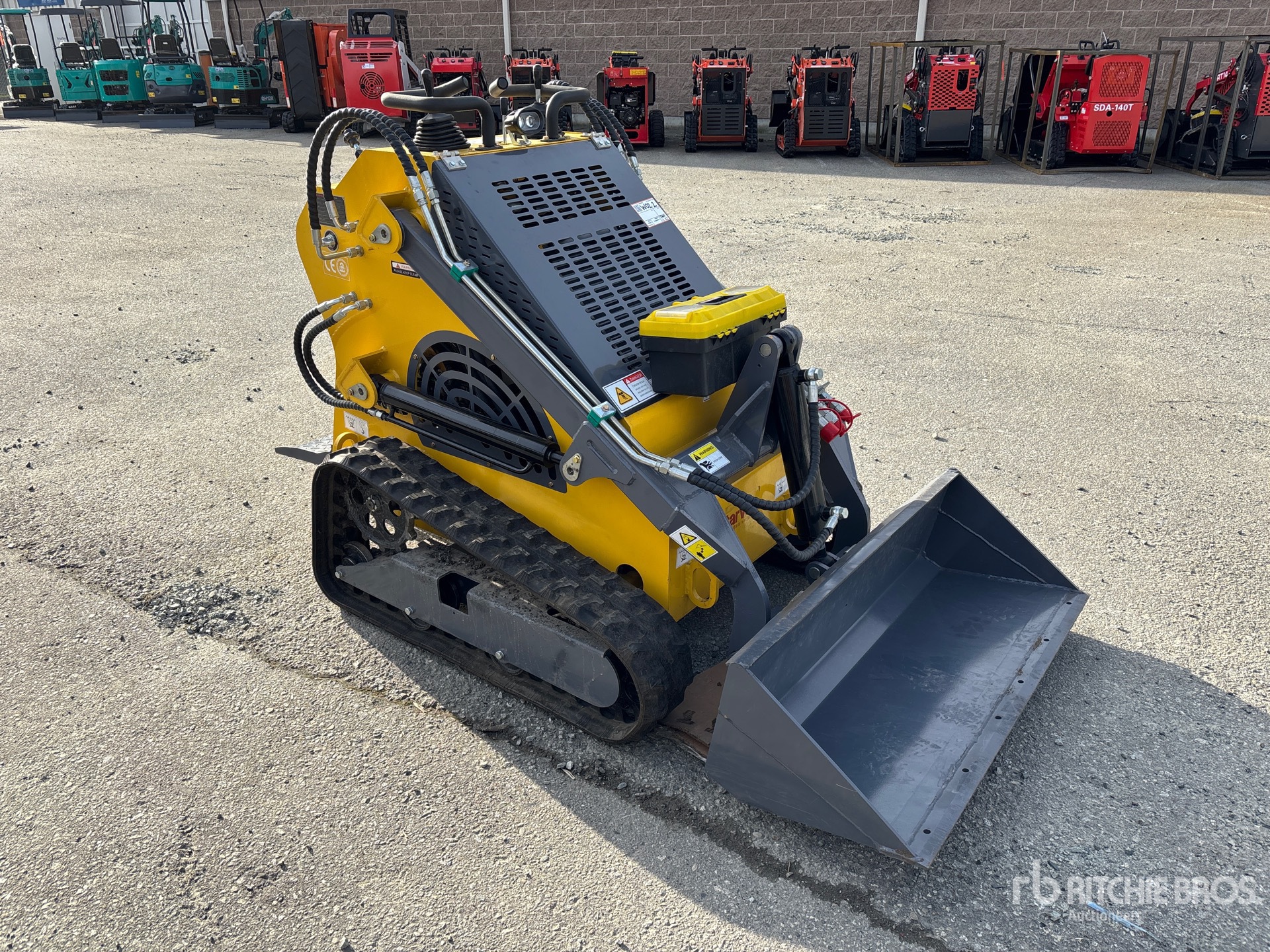 General Appearance with Bild, Ecke vorne rechts