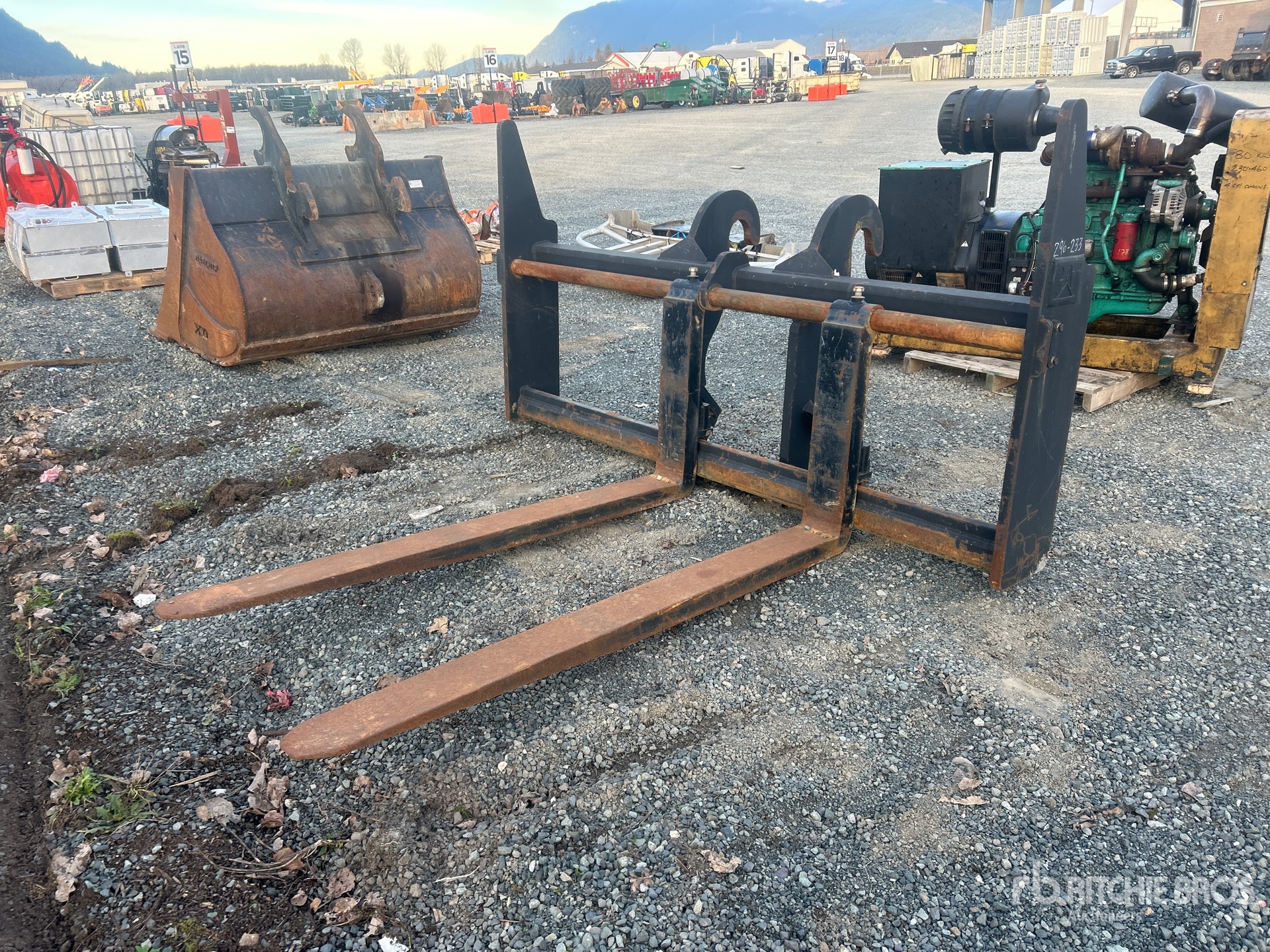 General Appearance with Picture, Left Front Corner