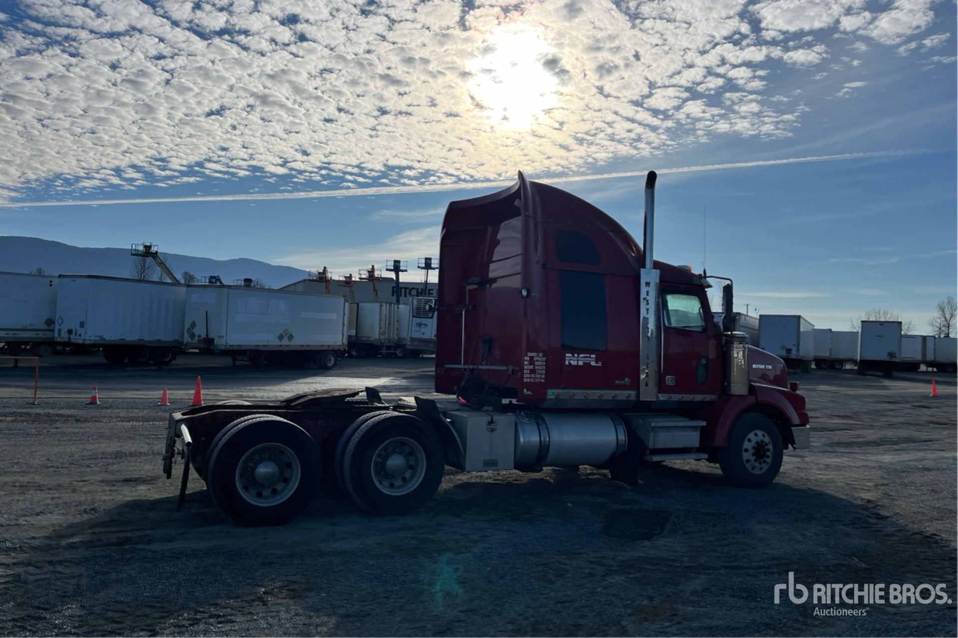 General Appearance with Imagen: esquina trasera derecha