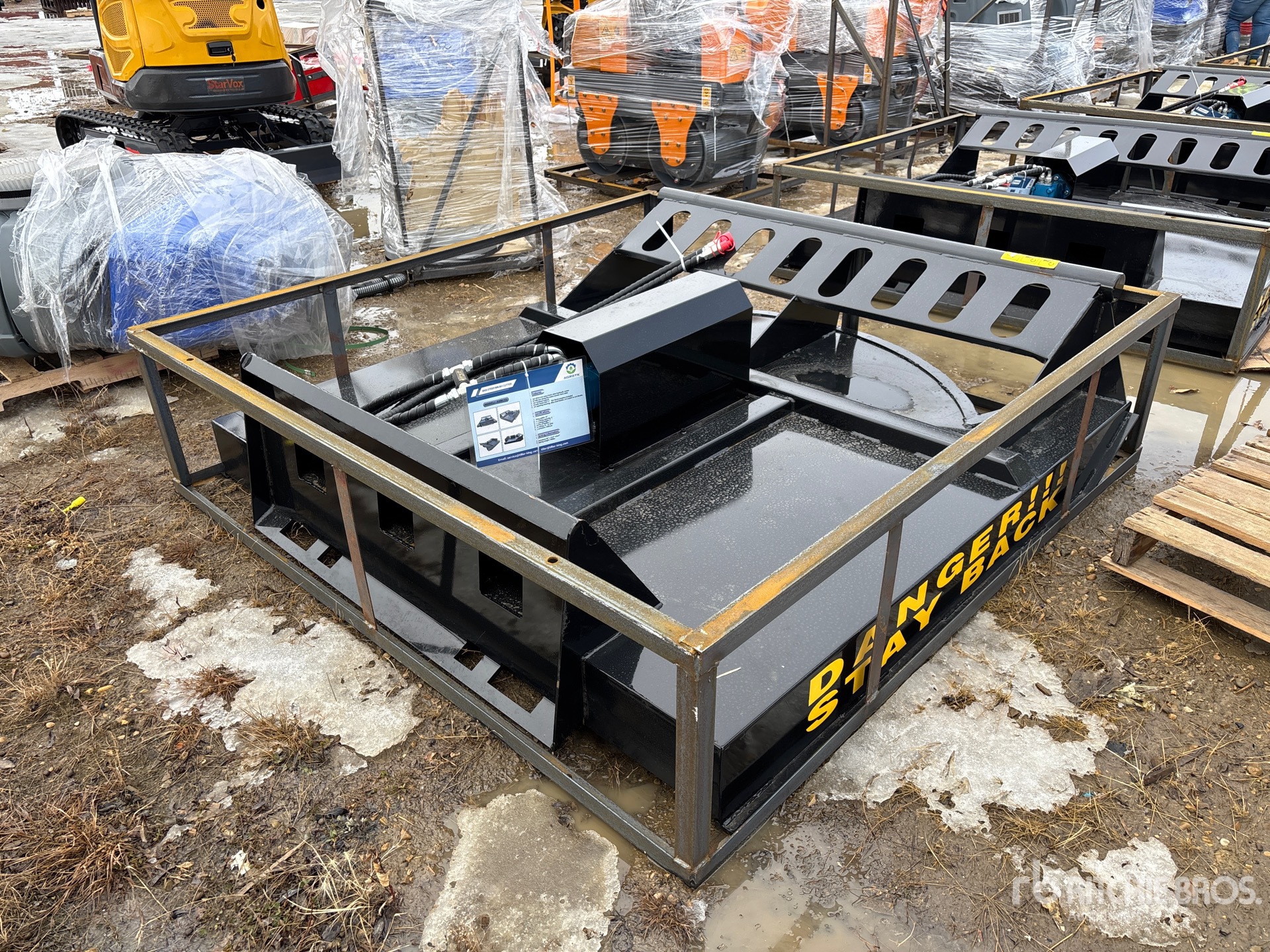 General Appearance with Imagen: esquina trasera derecha