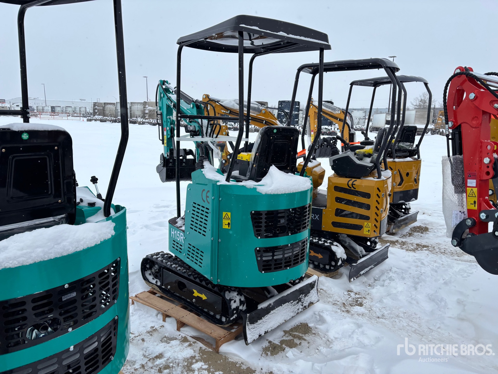 General Appearance with Picture, Left Rear Corner