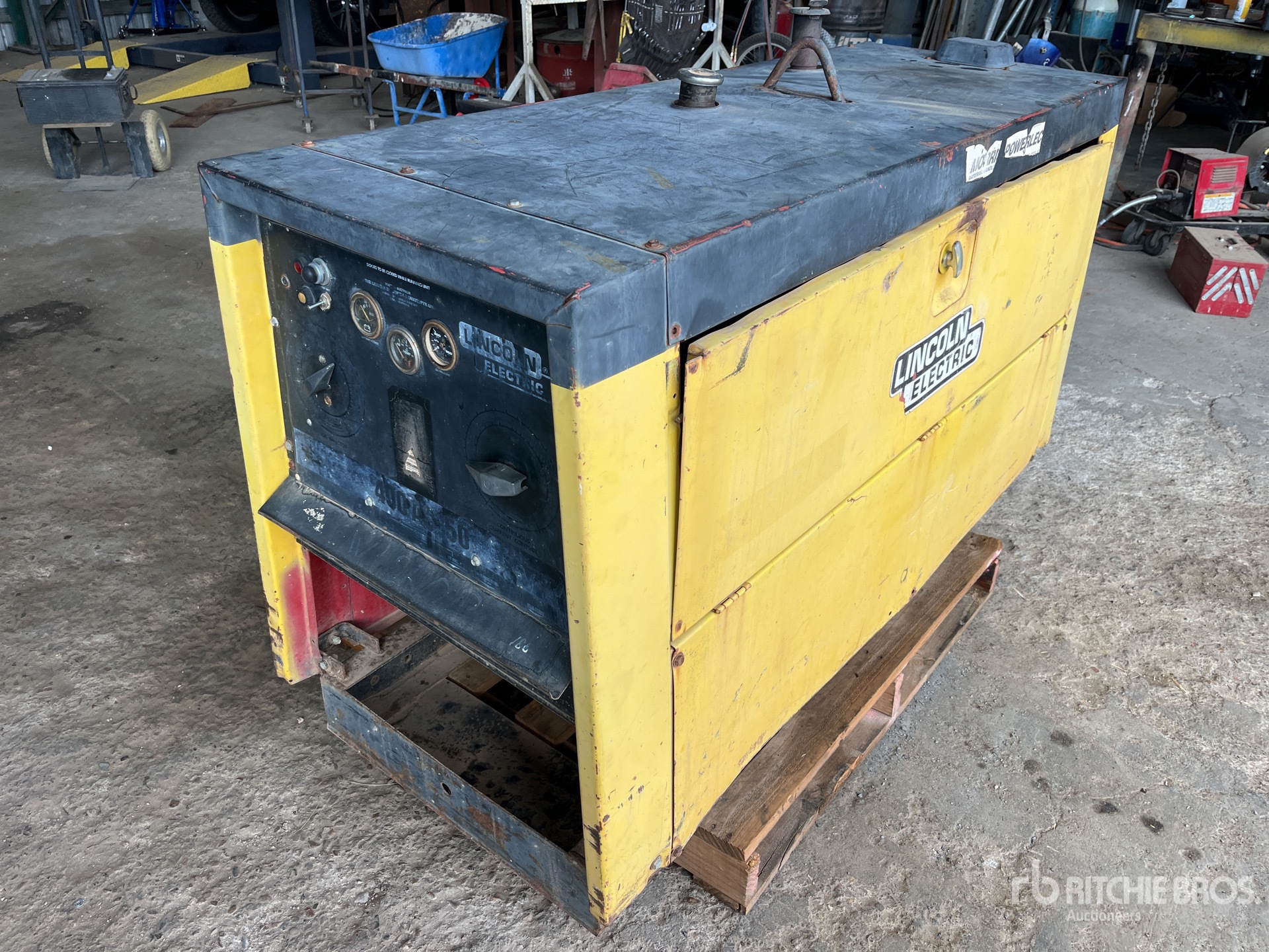 General Appearance with Picture, Left Front Corner