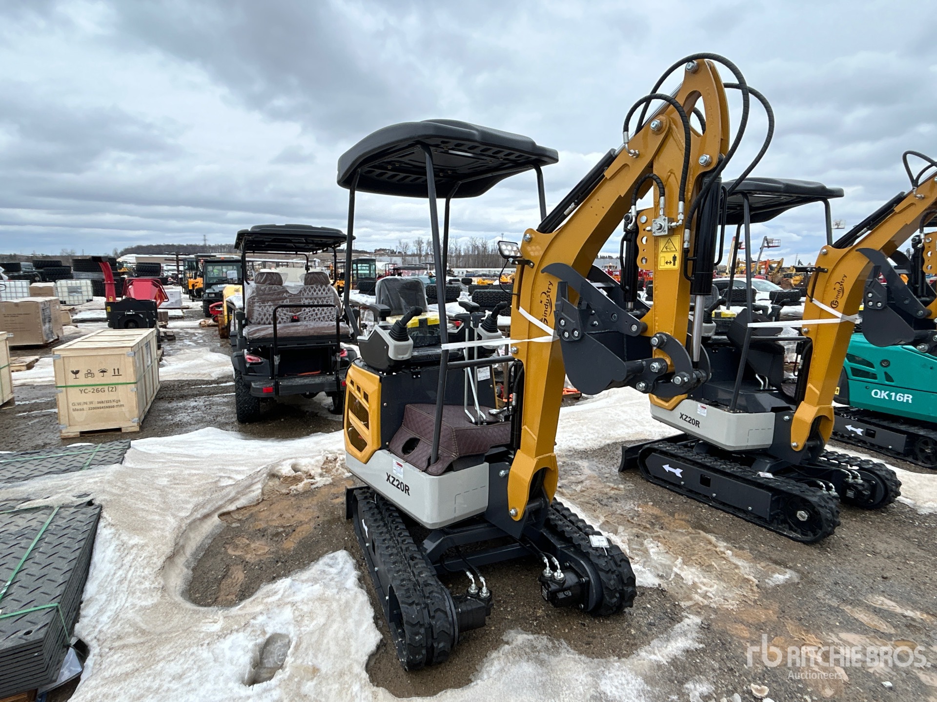 General Appearance with Picture, Right Front Corner