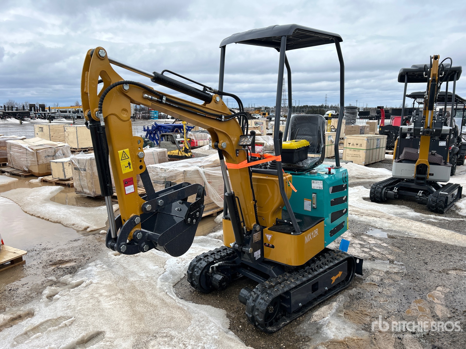 General Appearance with Picture, Left Front Corner