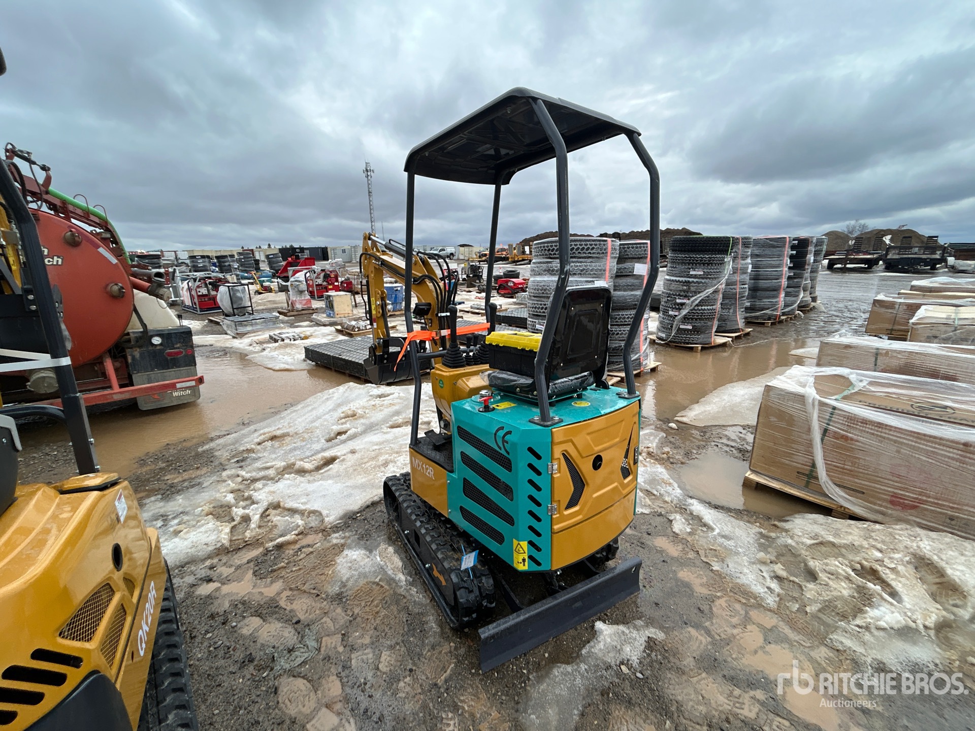 General Appearance with Picture, Left Rear Corner