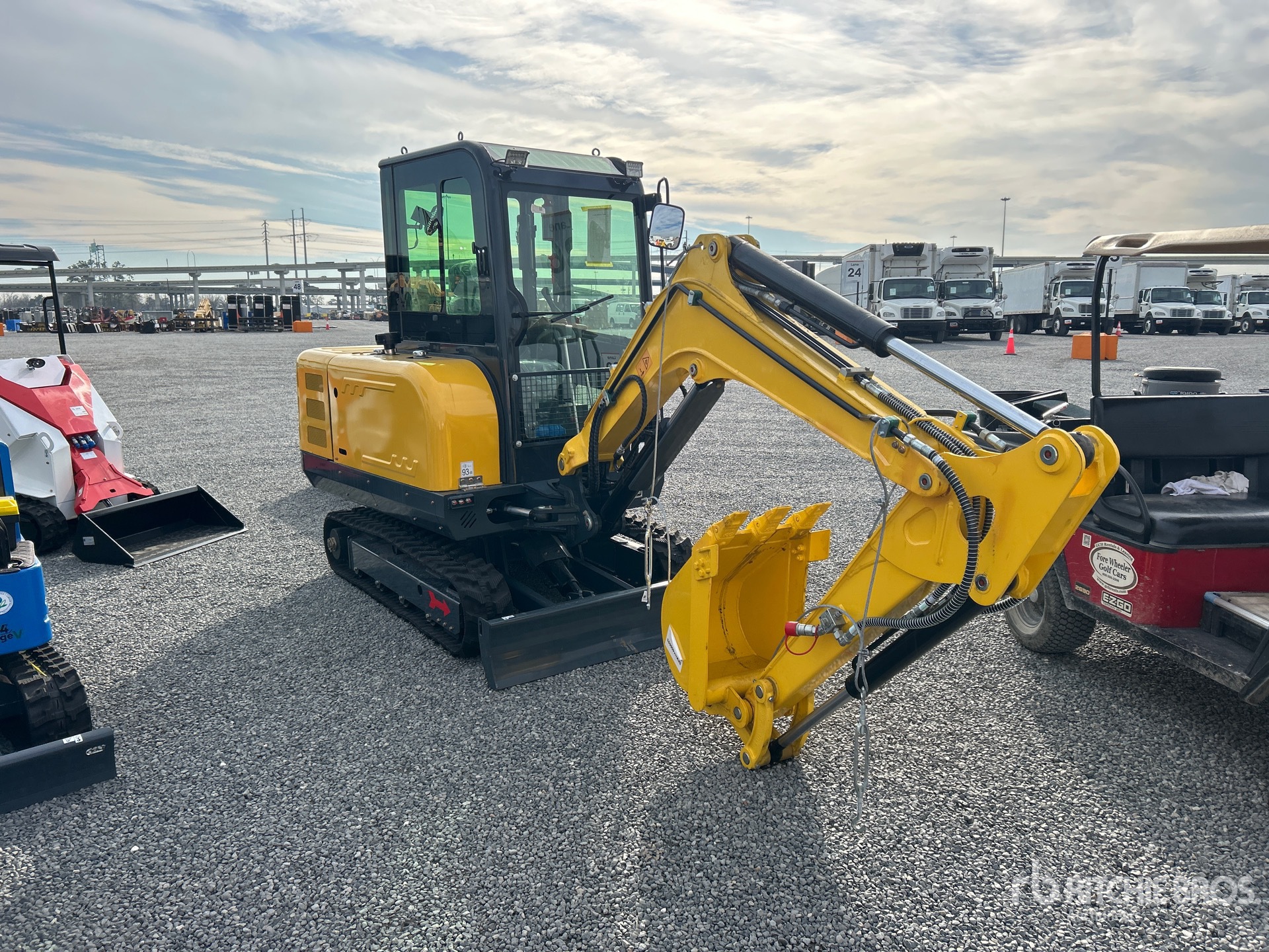 General Appearance with Bild, Ecke vorne rechts