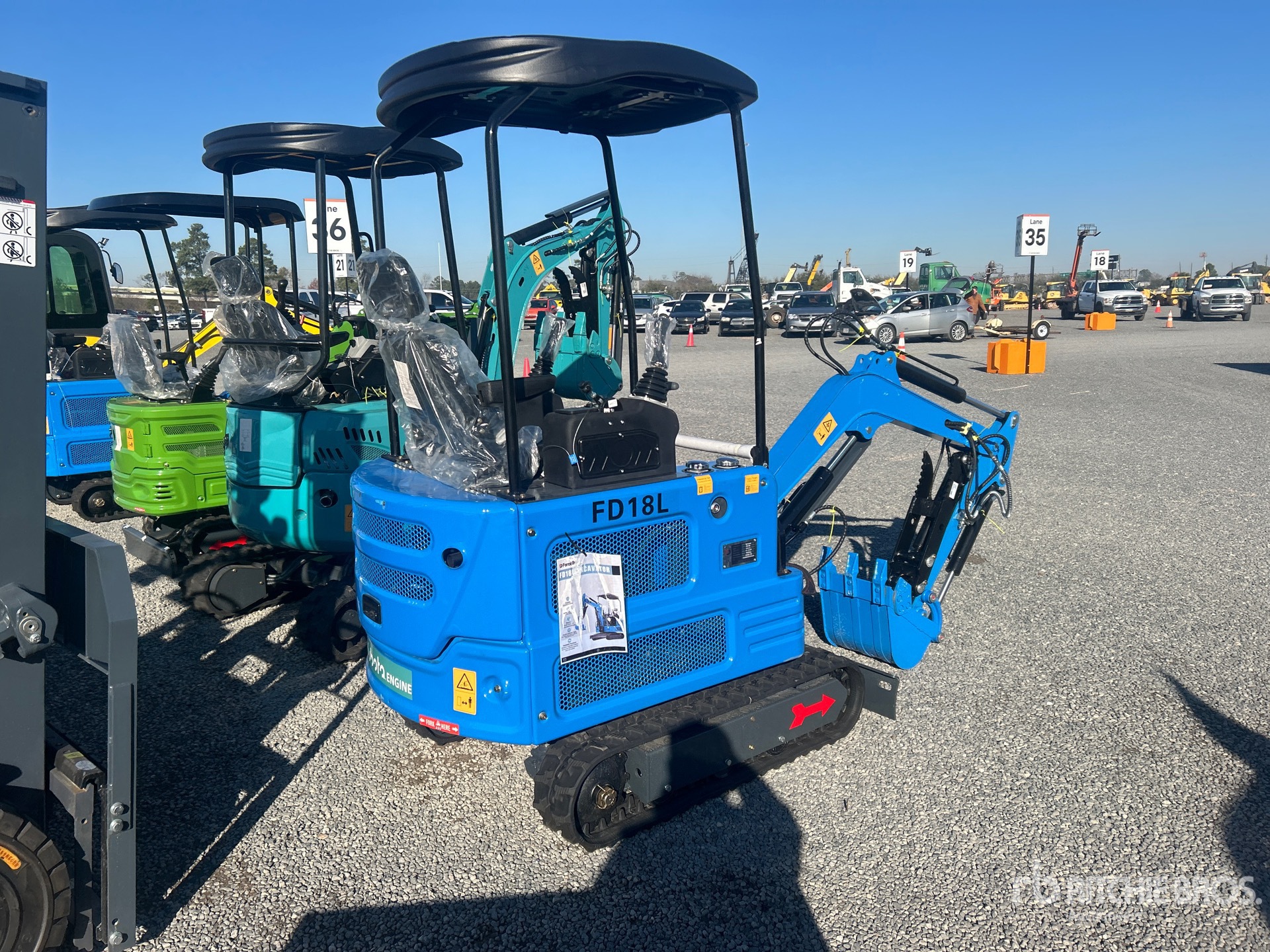 General Appearance with Picture, Right Rear Corner