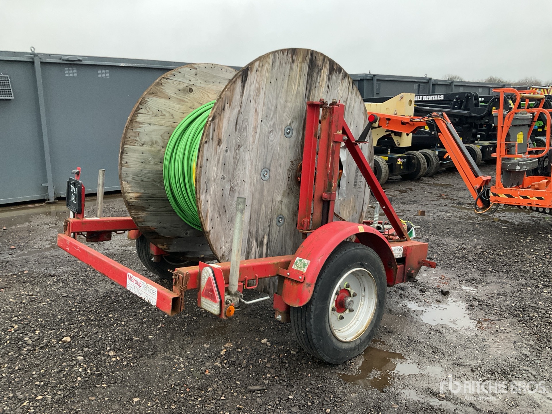 General Appearance with Picture, Right Rear Corner