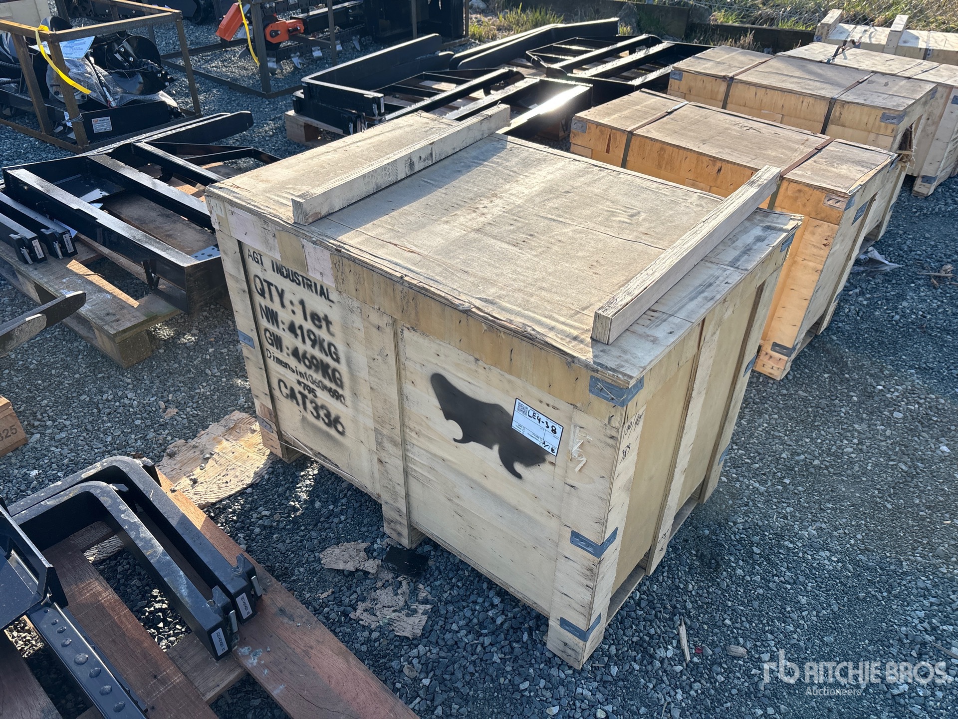 General Appearance with Picture, Left Front Corner