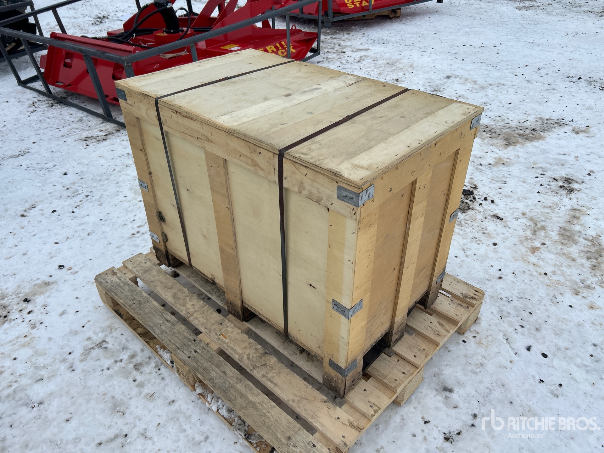 General Appearance with Picture, Right Rear Corner