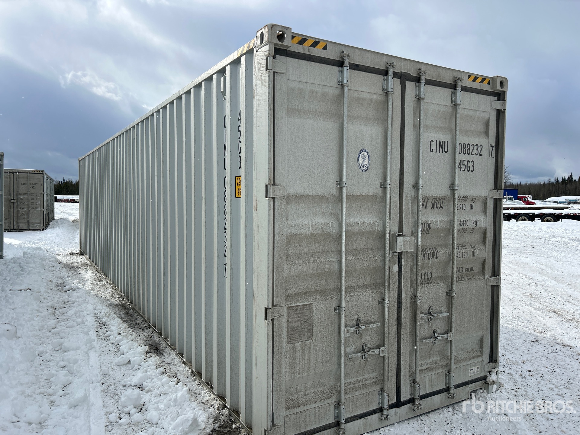 General Appearance with Picture, Right Front Corner