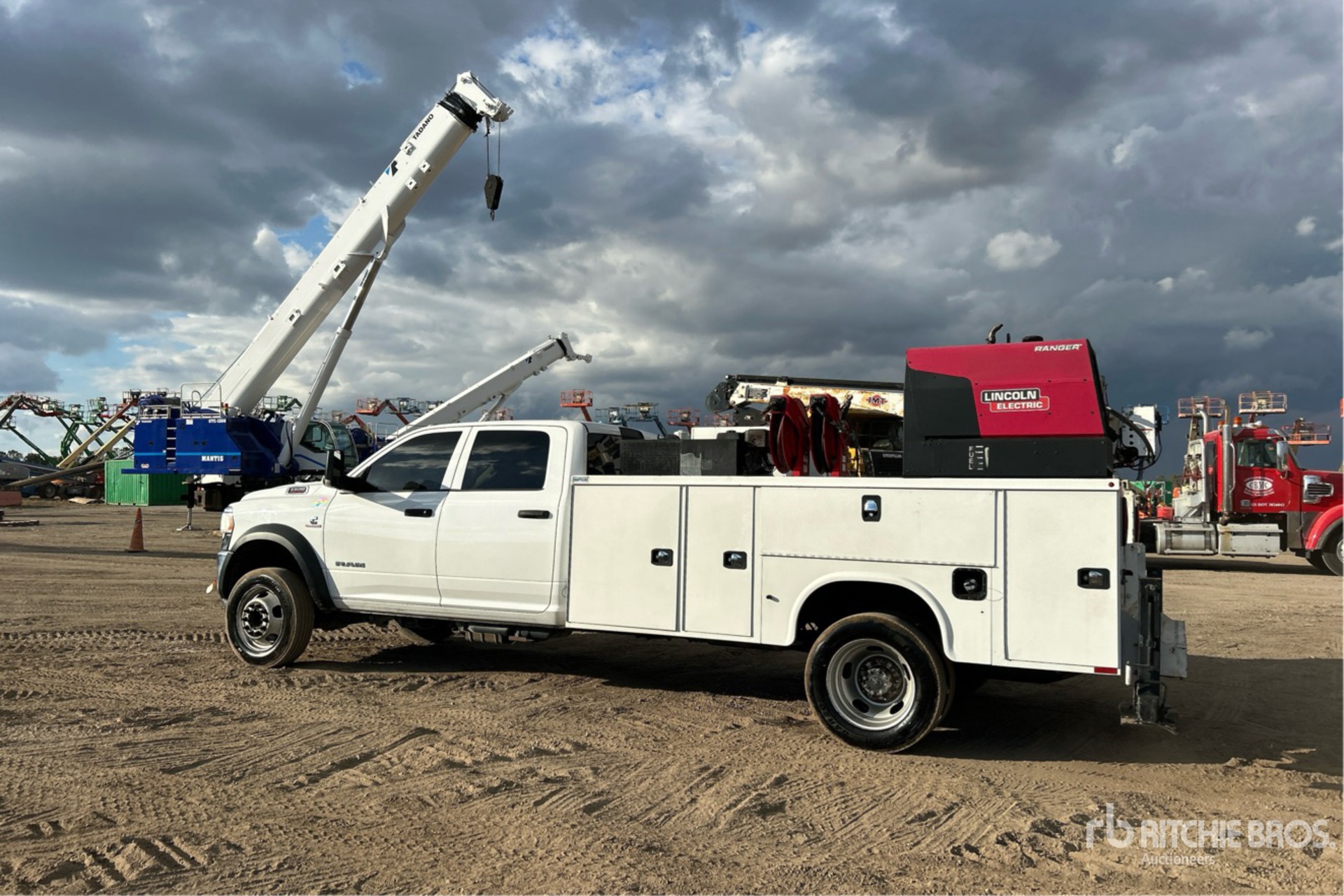 General Appearance with Picture, Left Rear Corner