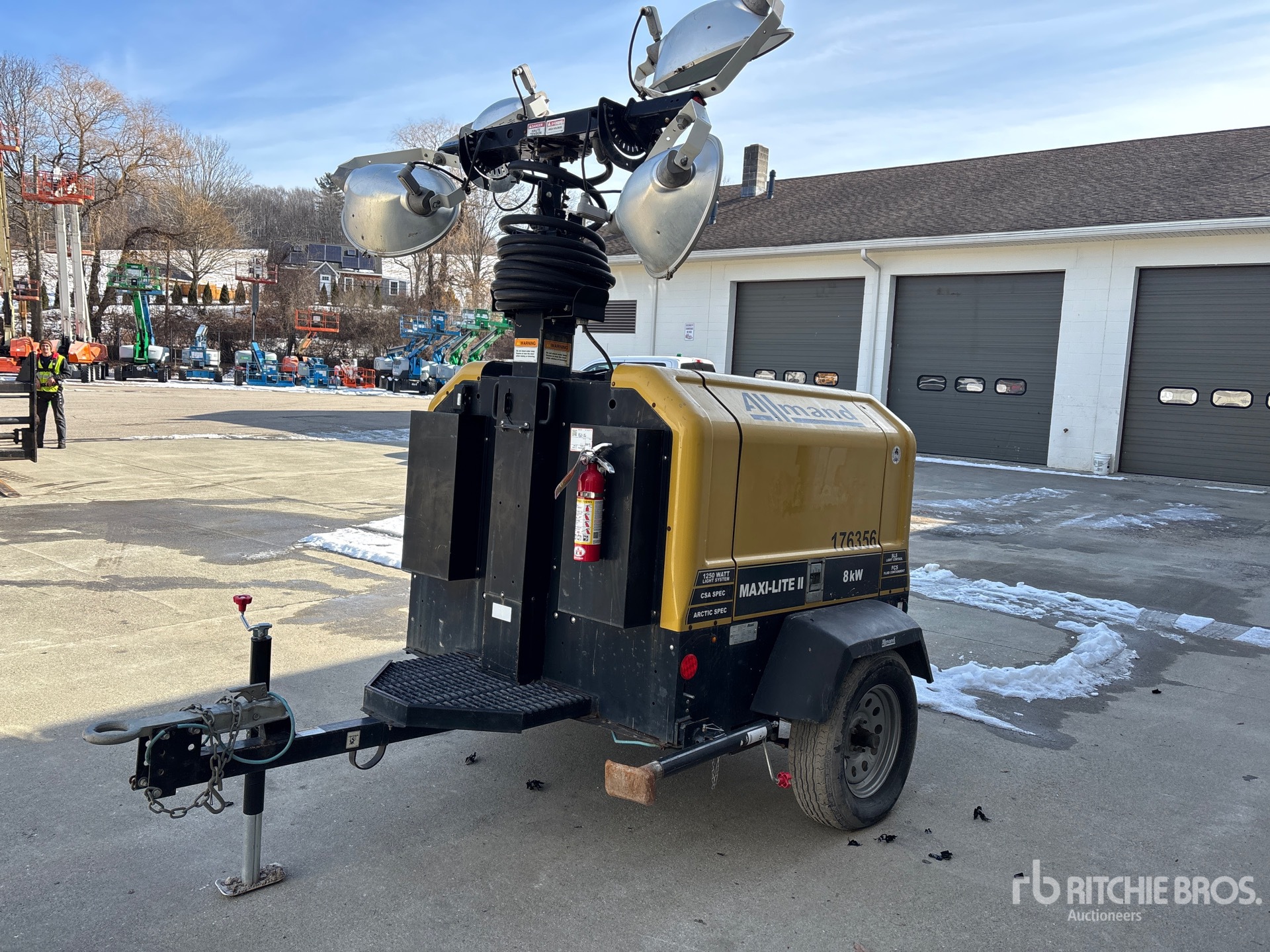 General Appearance with Featured Photo