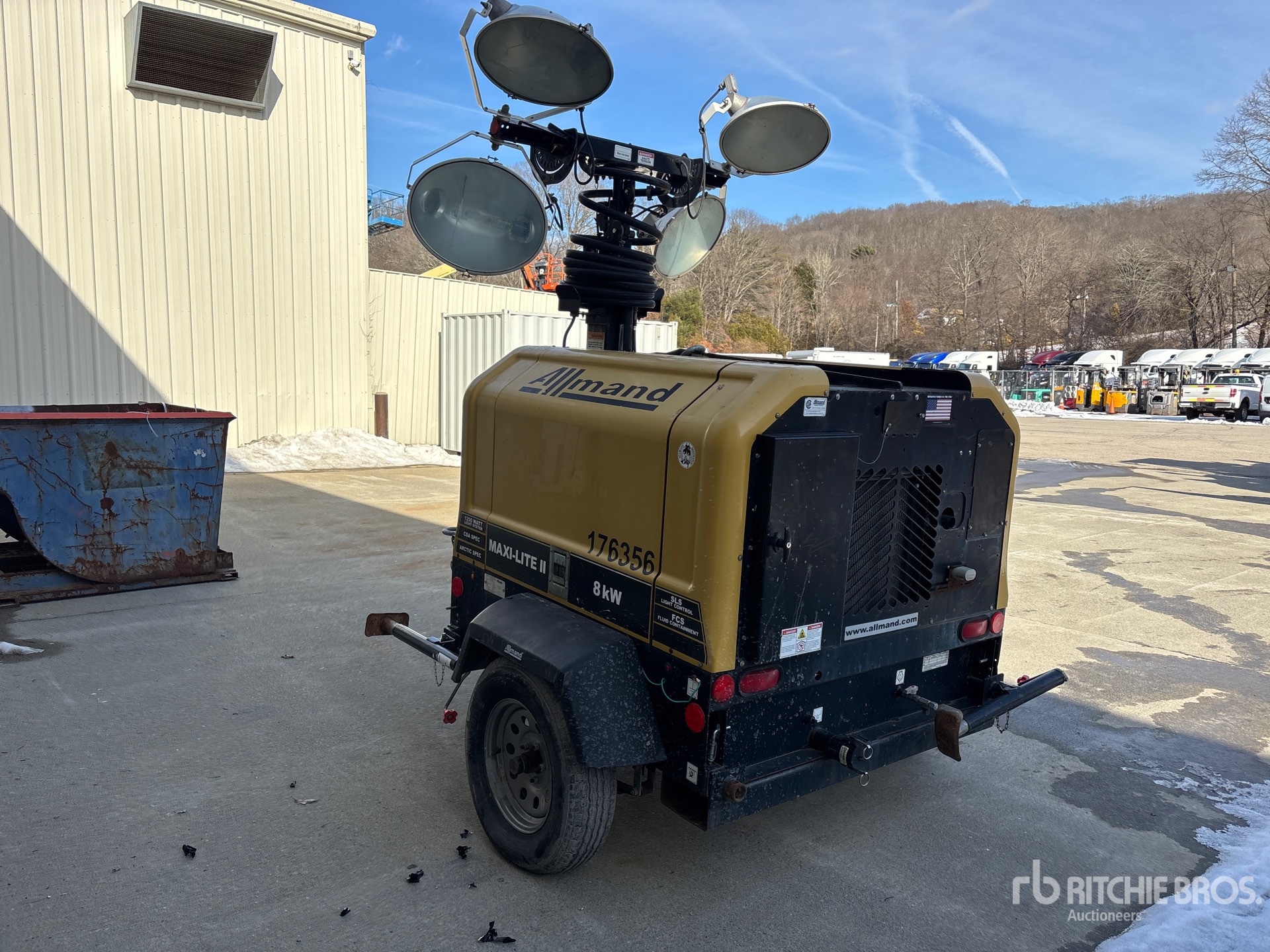 General Appearance with Picture, Left Rear Corner