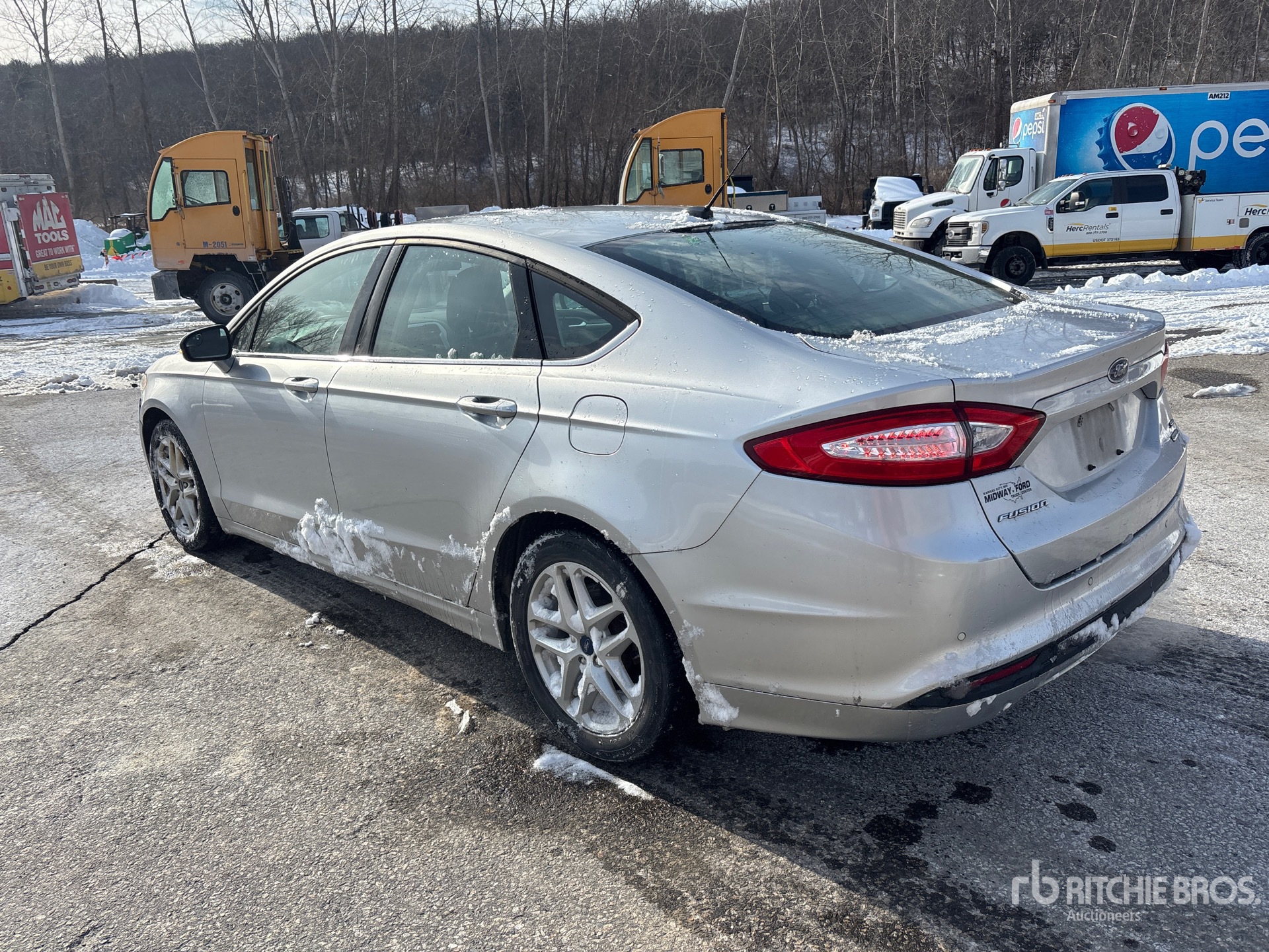 General Appearance with Picture, Left Rear Corner