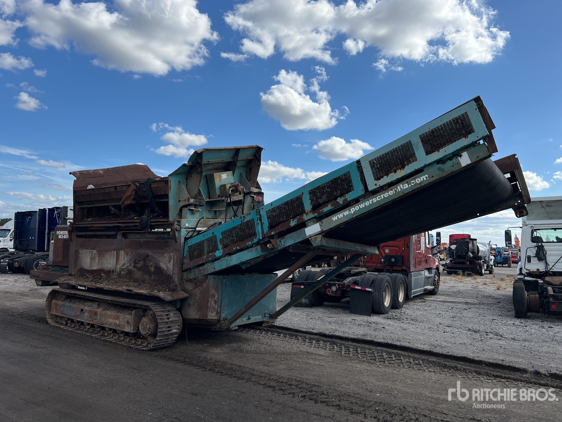 General Appearance with Image, coin avant droit