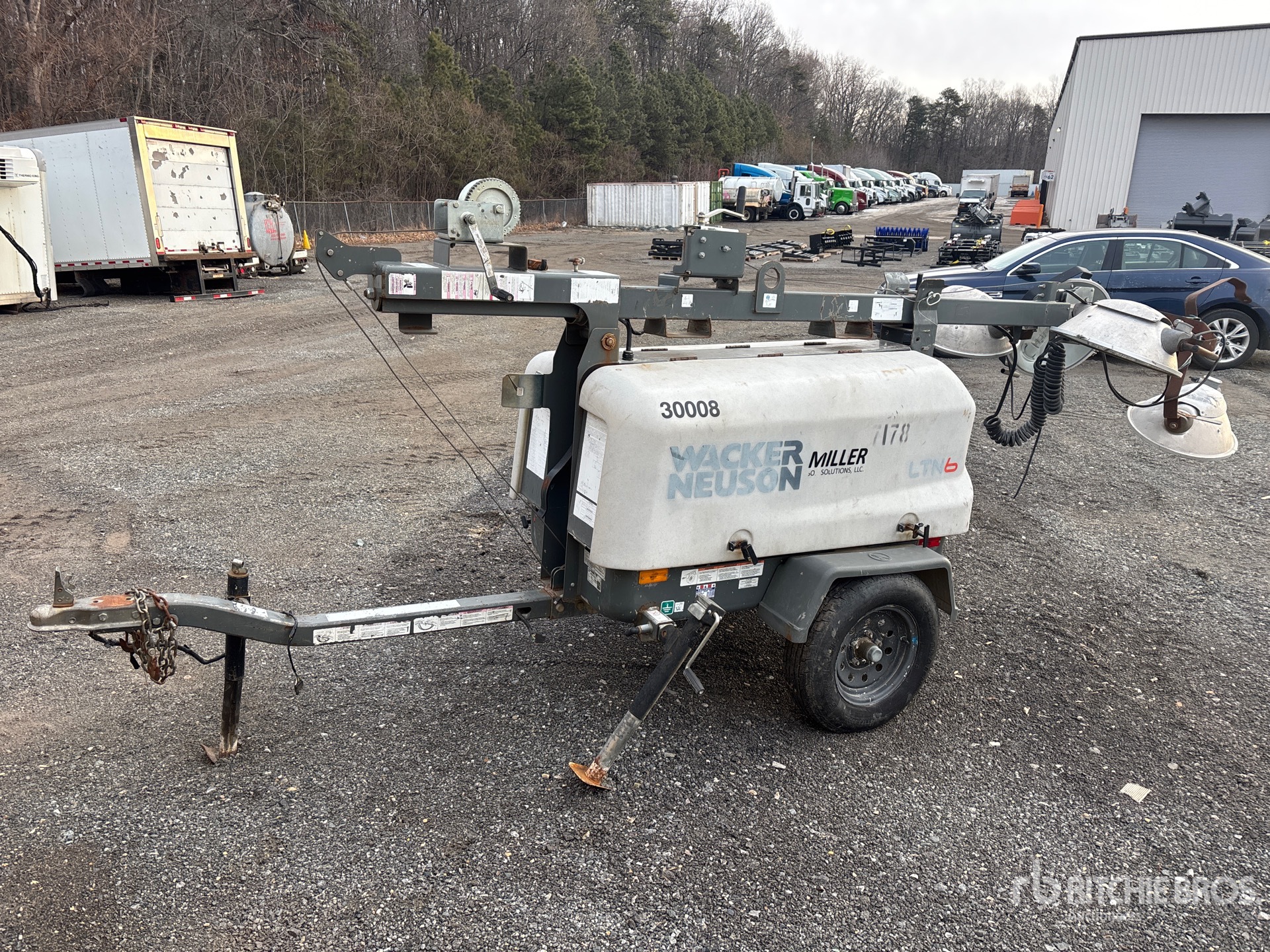 General Appearance with Picture, Left Front Corner