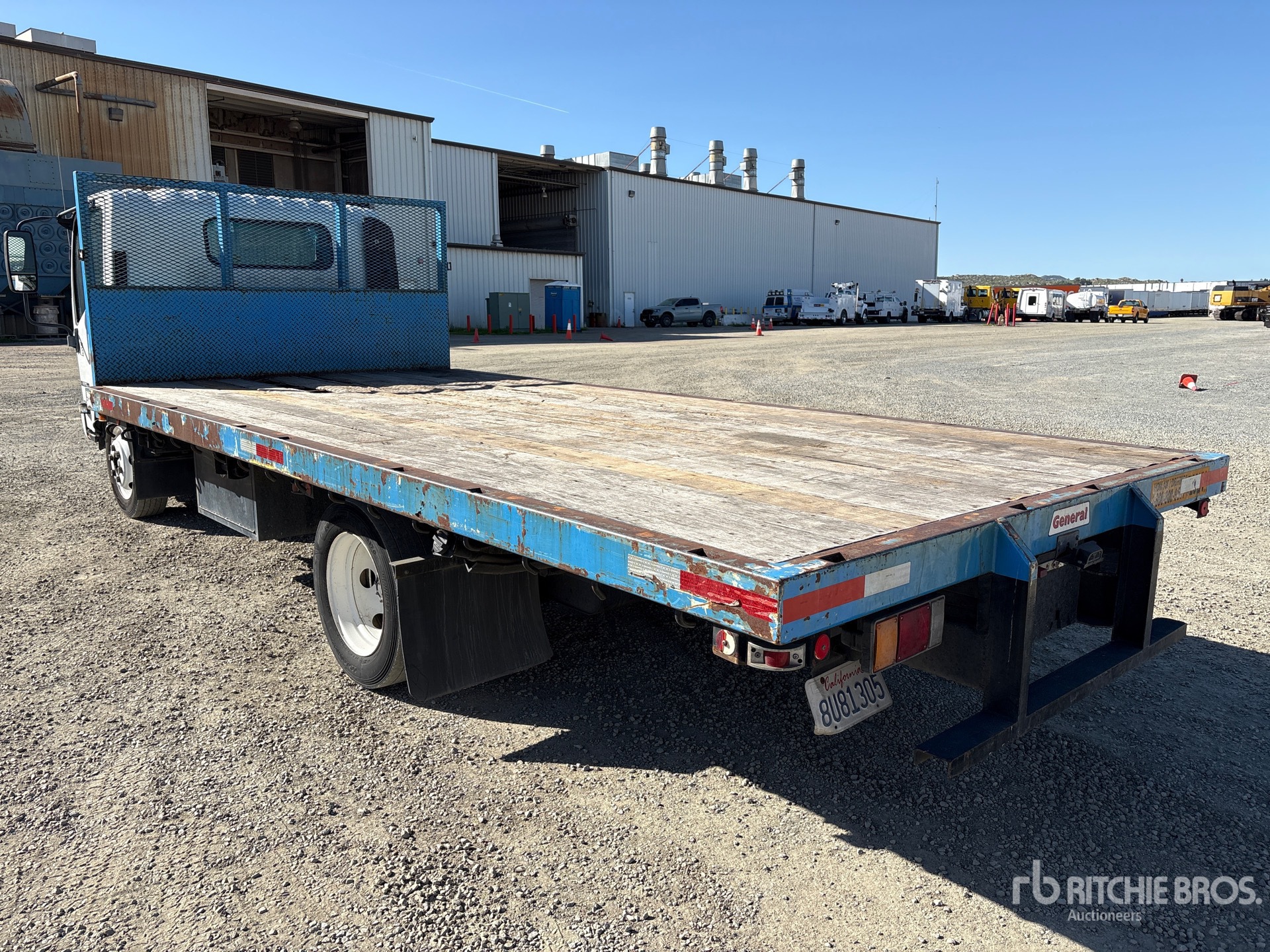 General Appearance with Imagen: esquina trasera izquierda