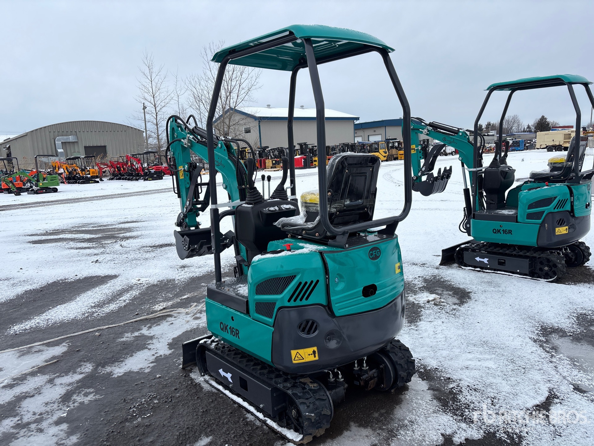 General Appearance with Imagen: esquina trasera izquierda