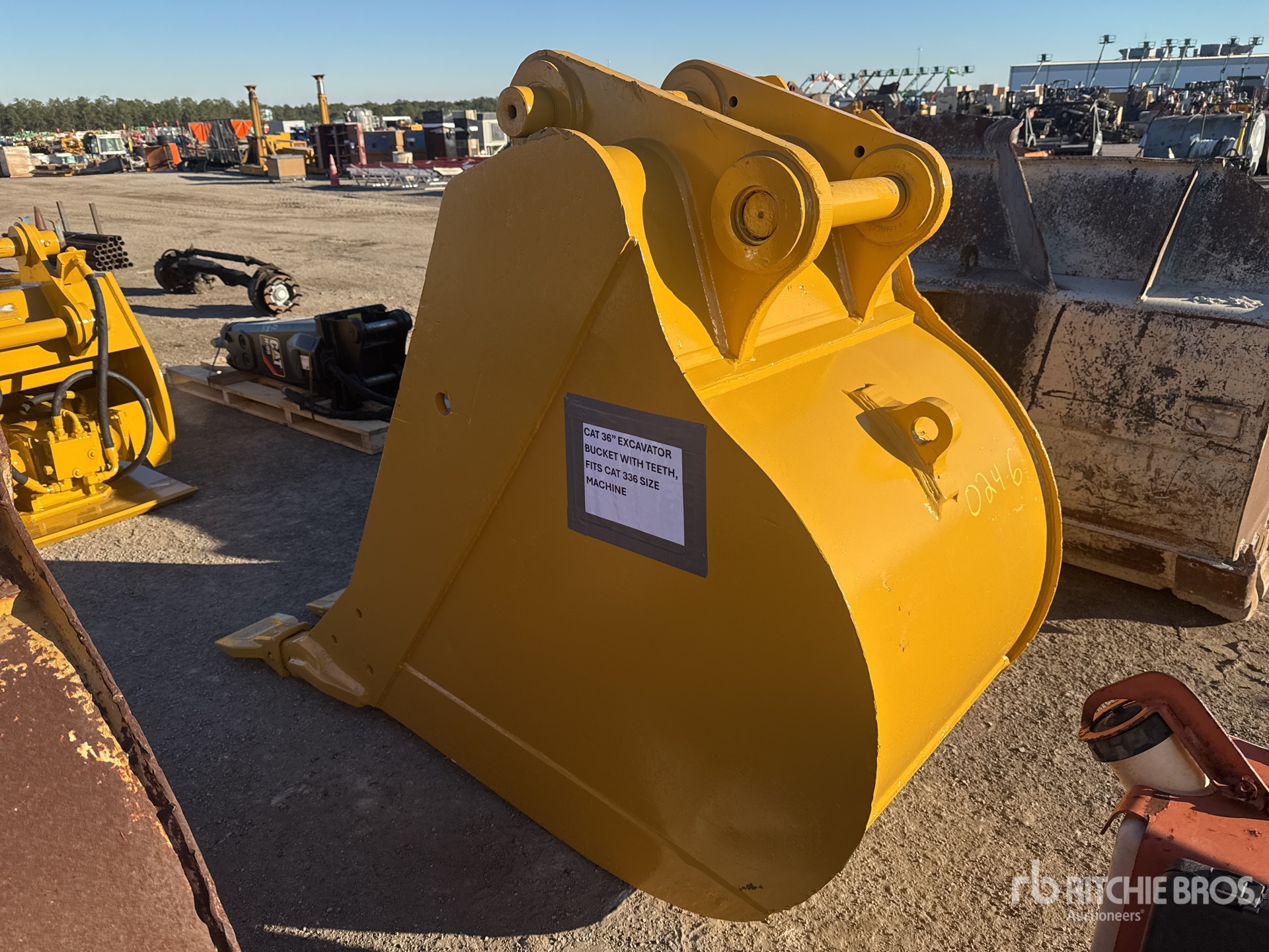 General Appearance with Bild, Ecke hinten rechts