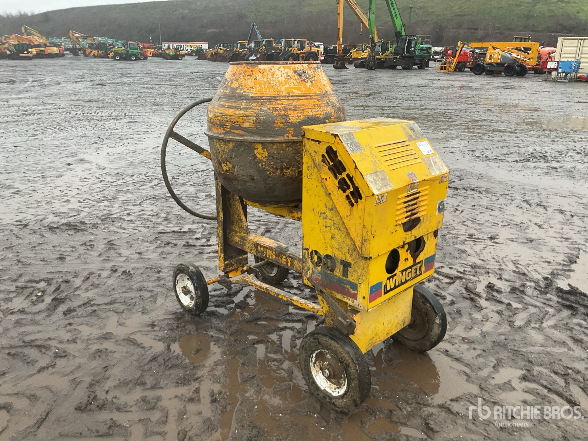 General Appearance with Picture, Left Rear Corner