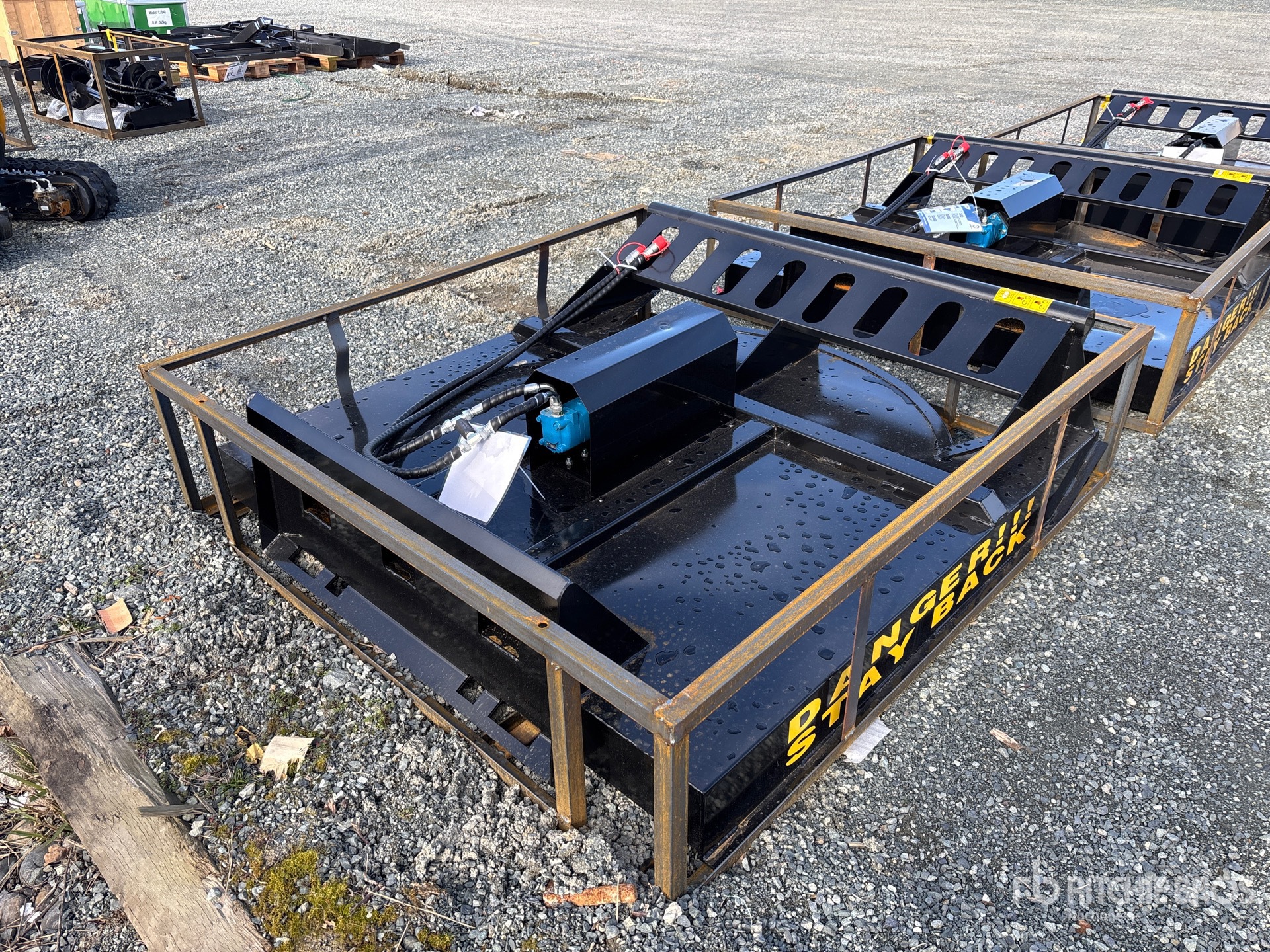 General Appearance with Picture, Right Rear Corner