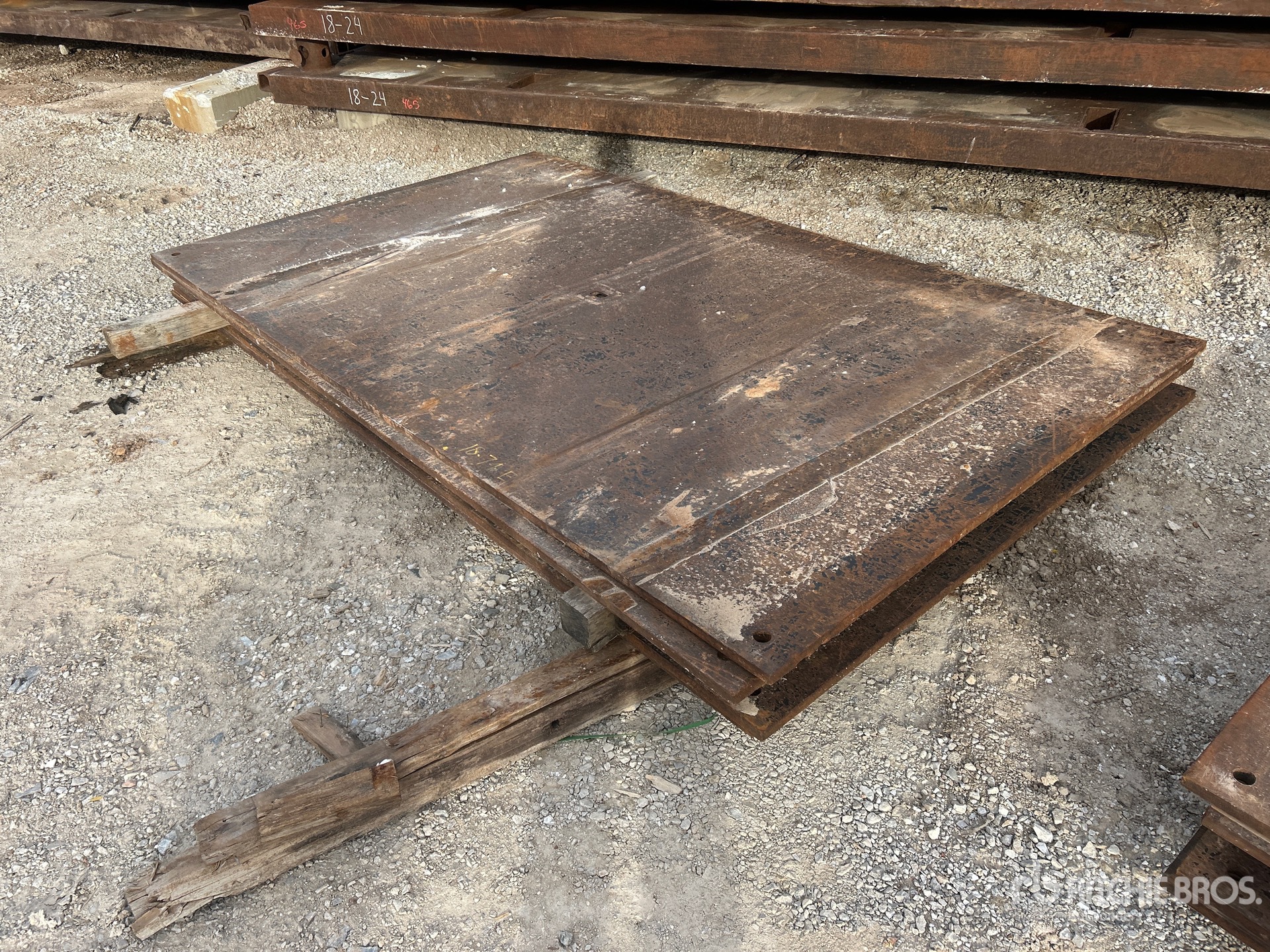 General Appearance with Foto, angolo anteriore sinistro