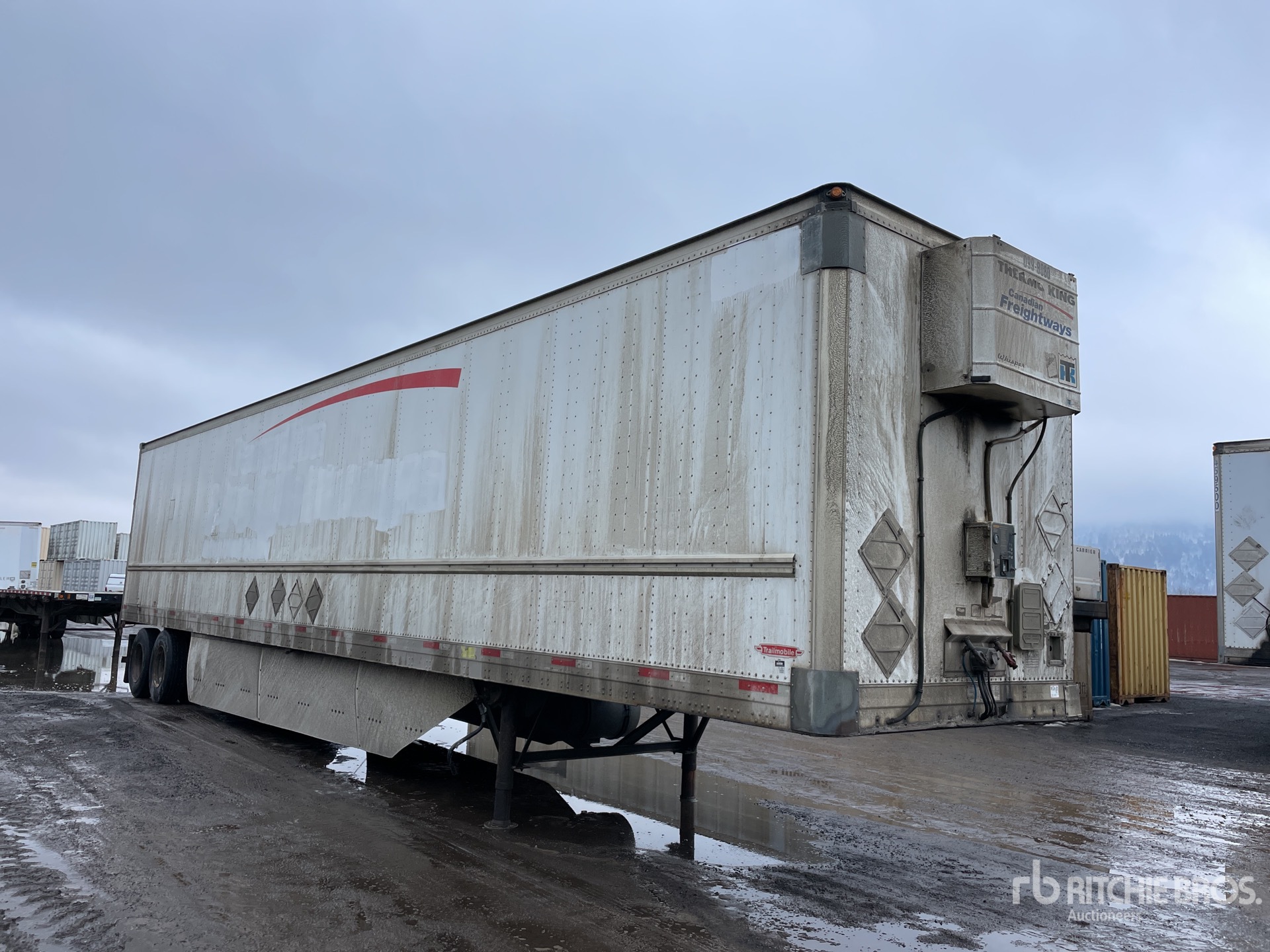 General Appearance with Bild, Ecke vorne rechts