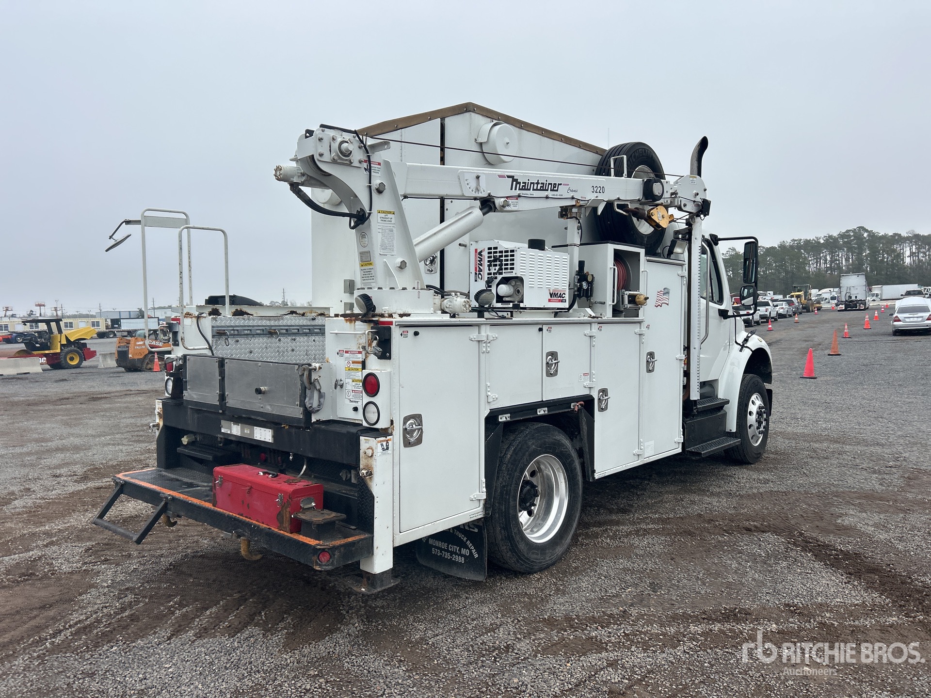 General Appearance with Picture, Right Rear Corner