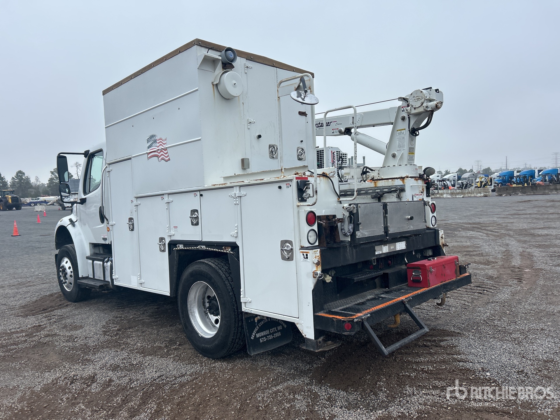 General Appearance with Picture, Left Rear Corner