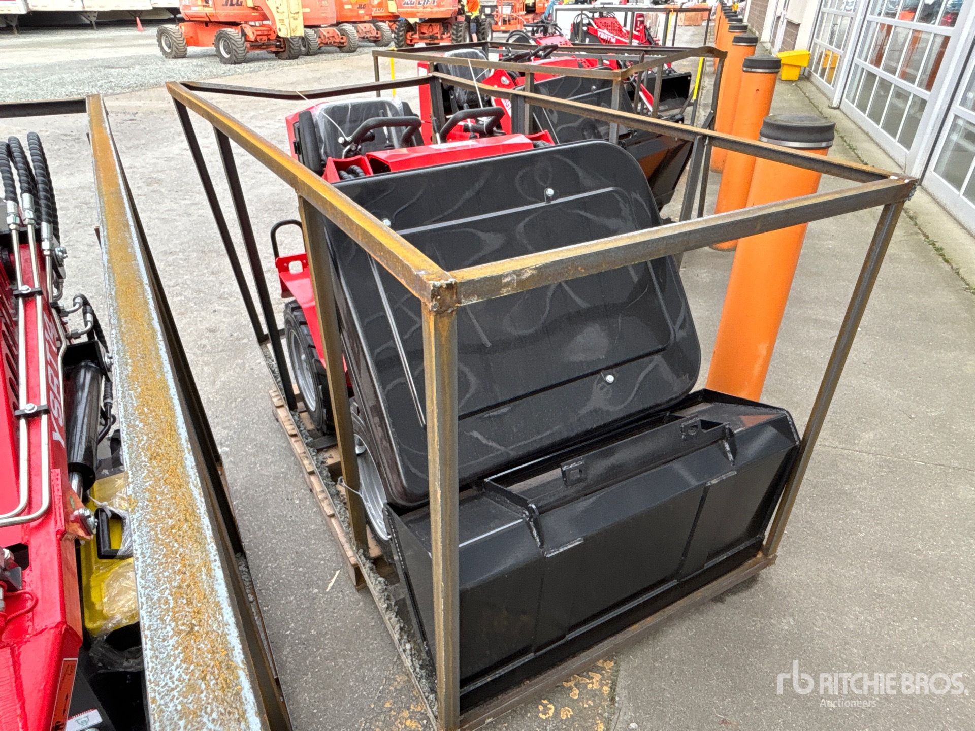 General Appearance with Picture, Right Front Corner