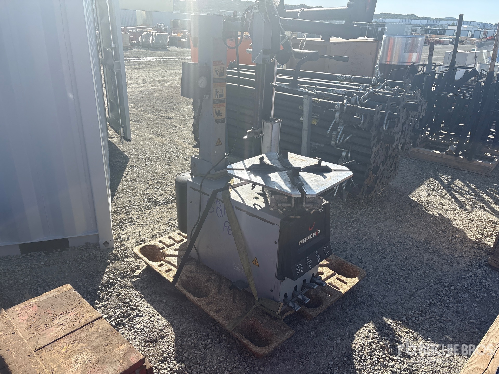 General Appearance with Imagen: esquina trasera izquierda