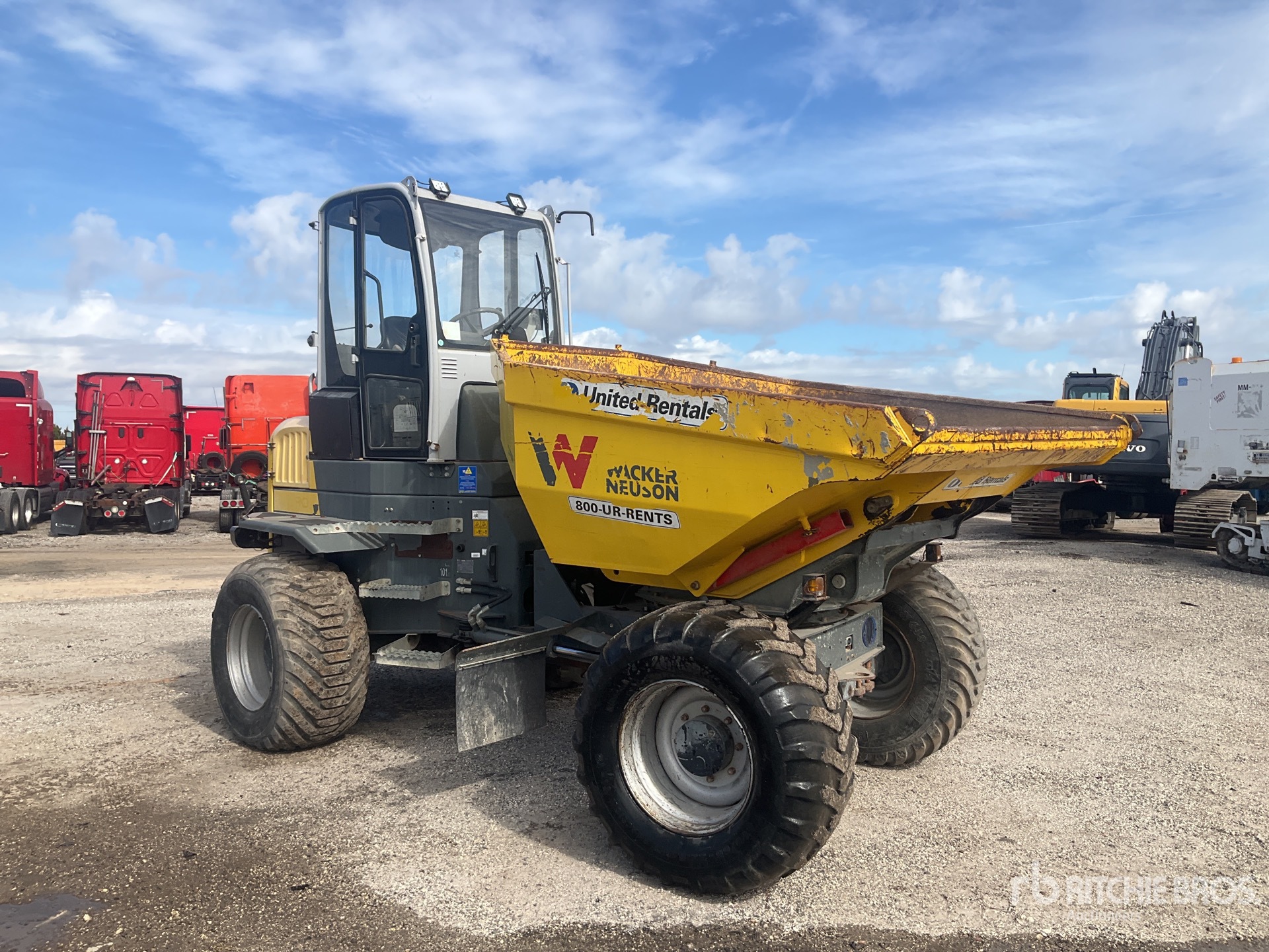 General Appearance with Picture, Right Front Corner