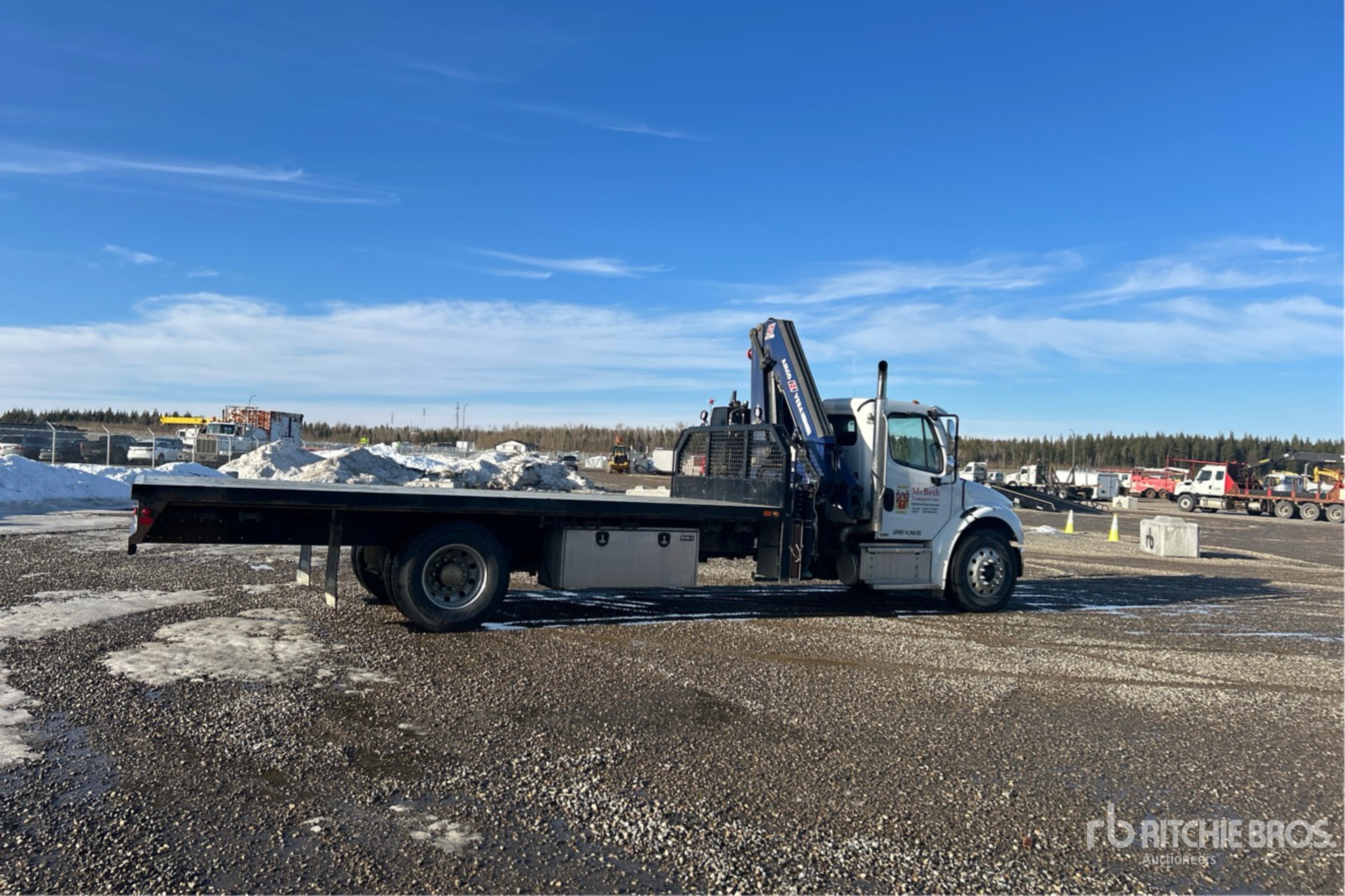 General Appearance with Imagen: esquina trasera derecha