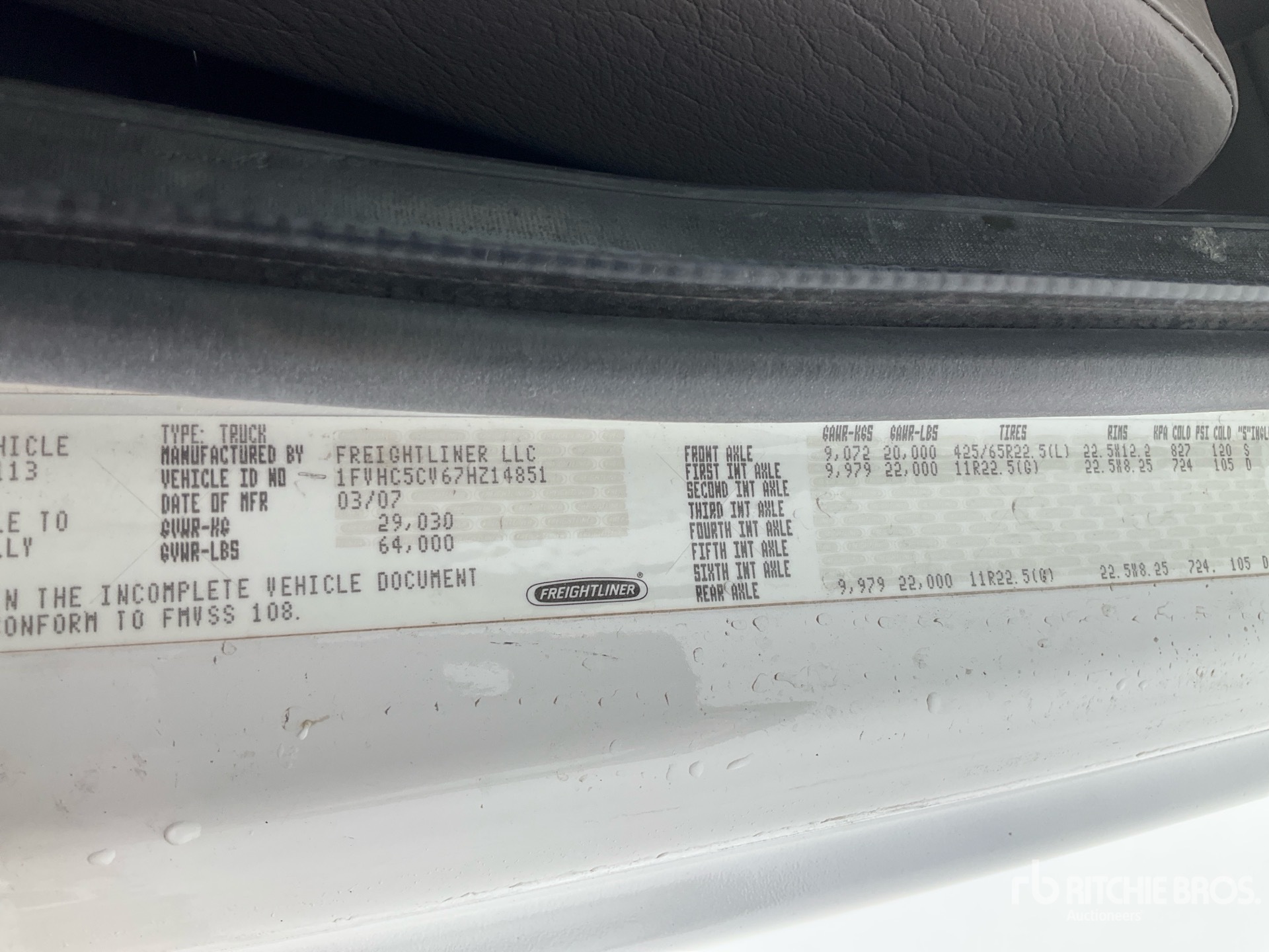 General Appearance with Numero seriale/numero d’identificazione del veicolo (VIN)