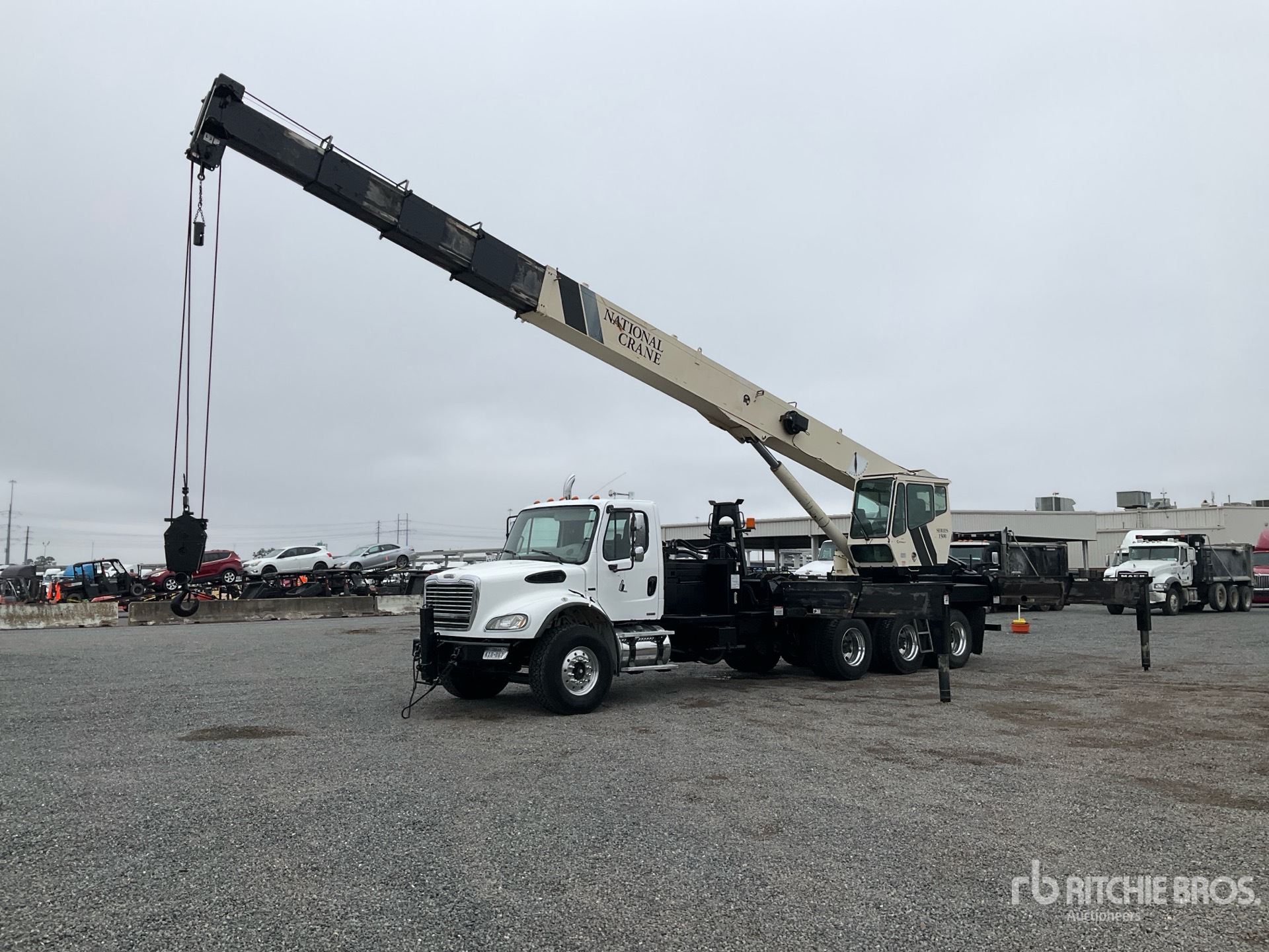 General Appearance with Foto, angolo anteriore sinistro