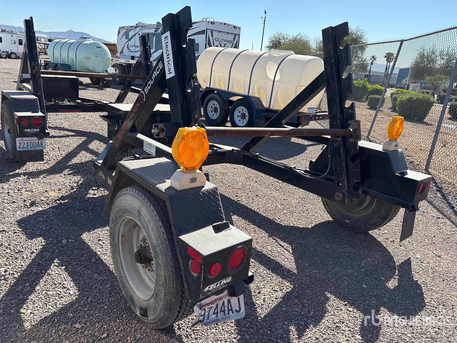 General Appearance with Picture, Left Rear Corner