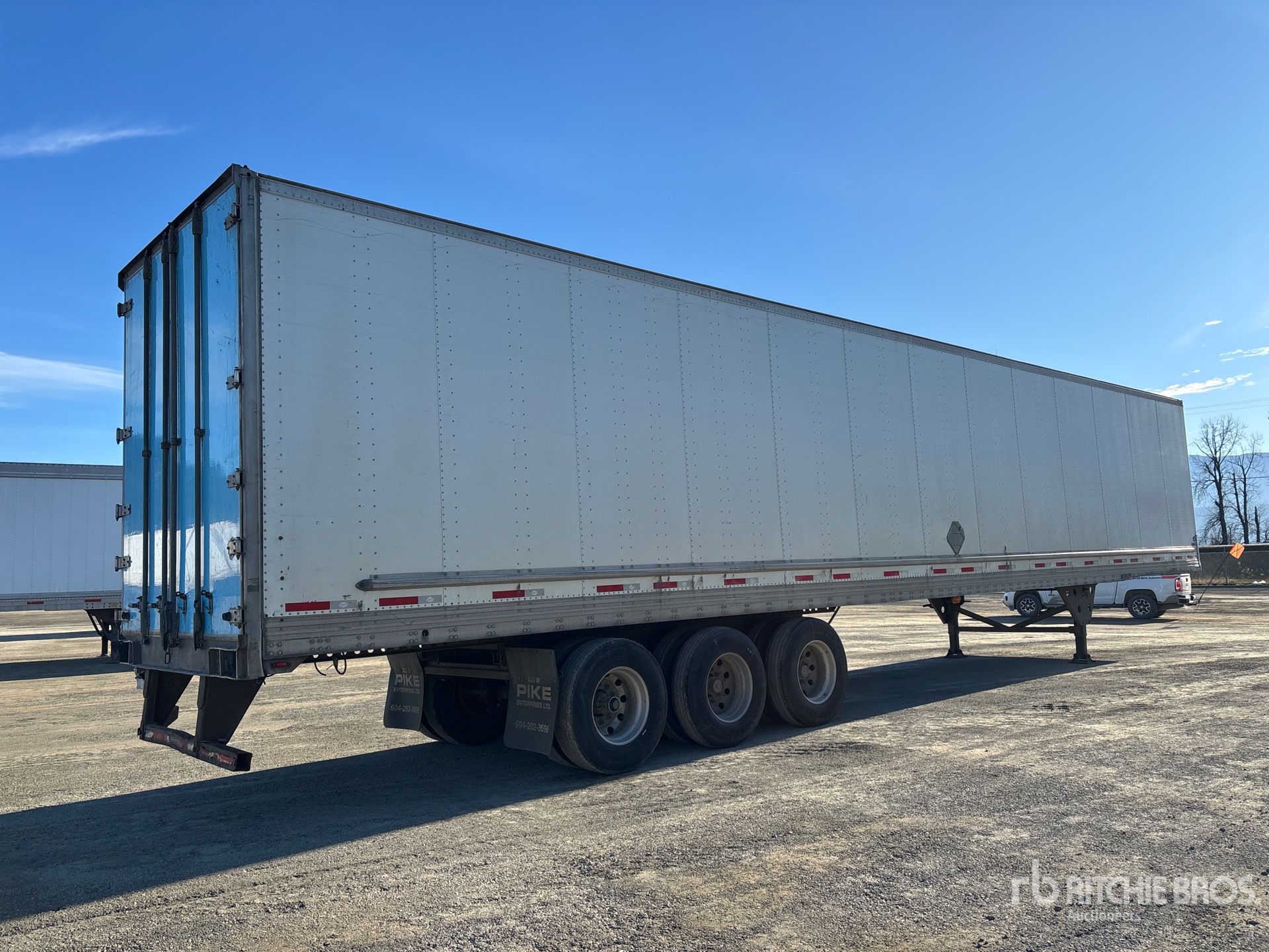 General Appearance with Bild, Ecke hinten rechts