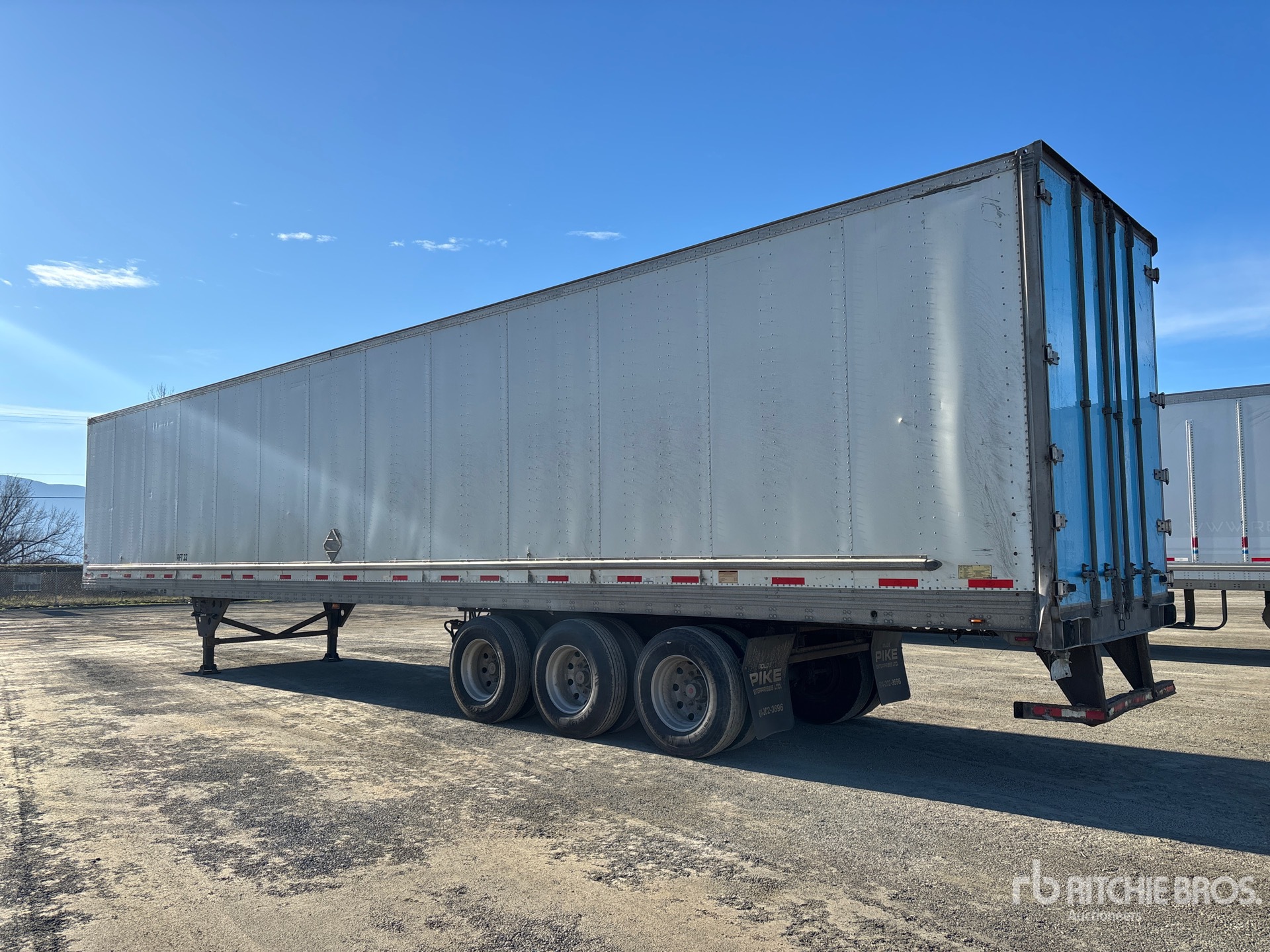 General Appearance with Bild, Ecke hinten links