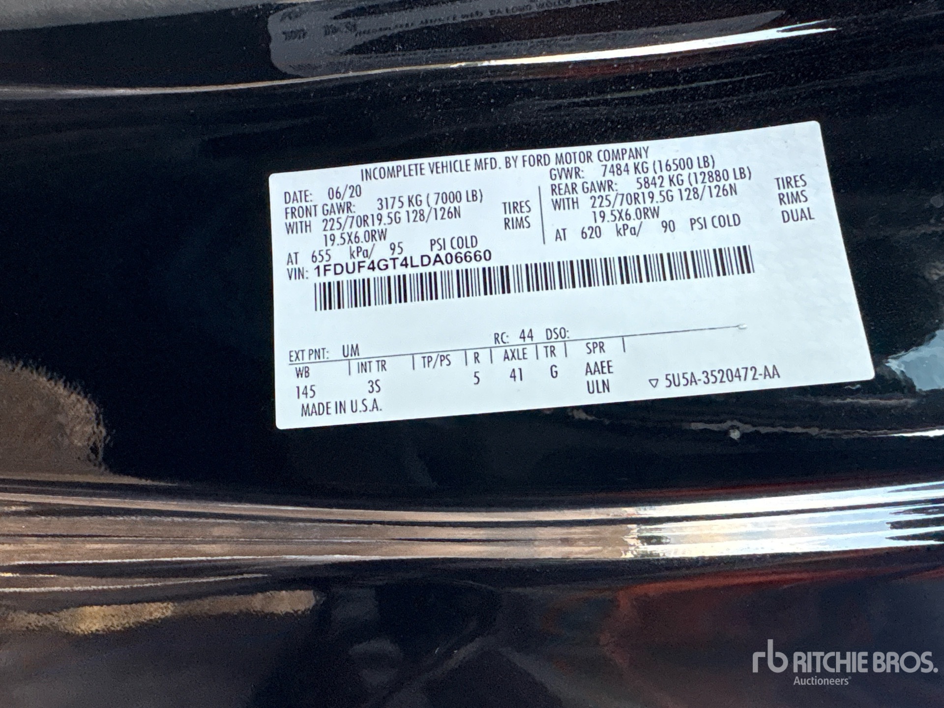 General Appearance with Numéro de série/Numéro d'identification du véhicule automobile