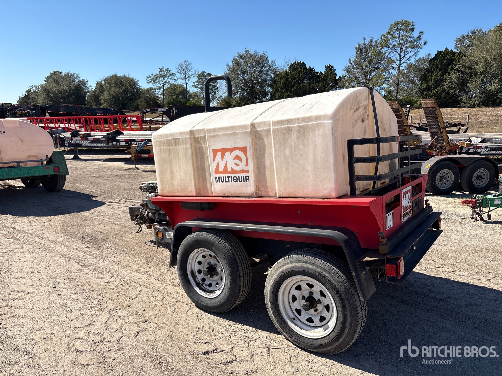 General Appearance with Foto, angolo posteriore sinistro