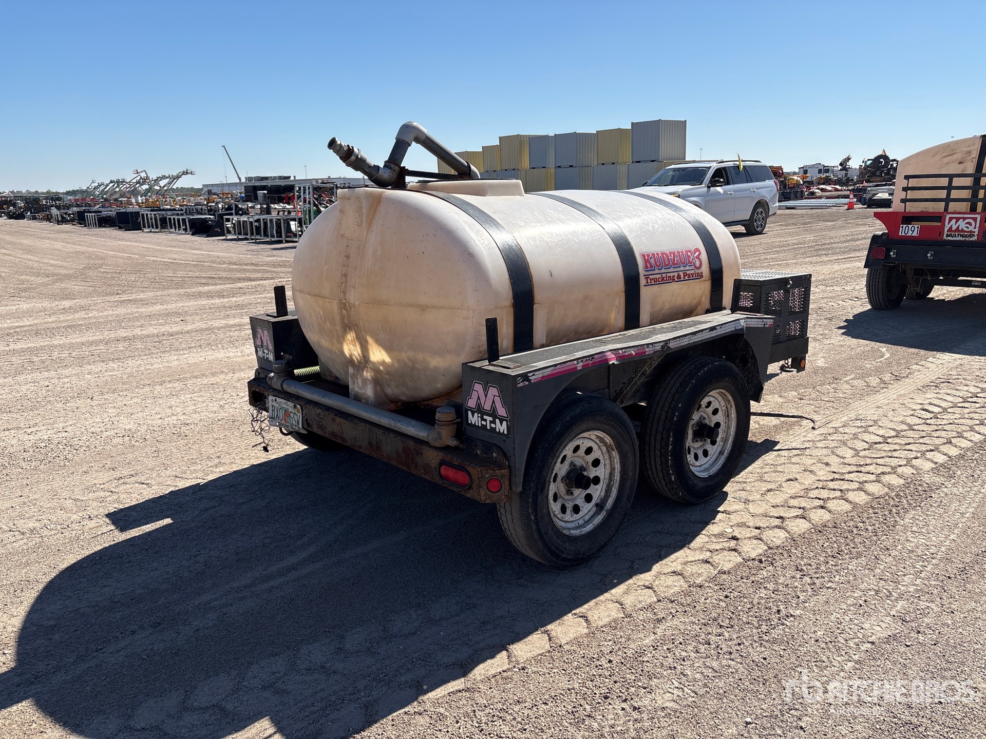 General Appearance with Foto, angolo anteriore sinistro