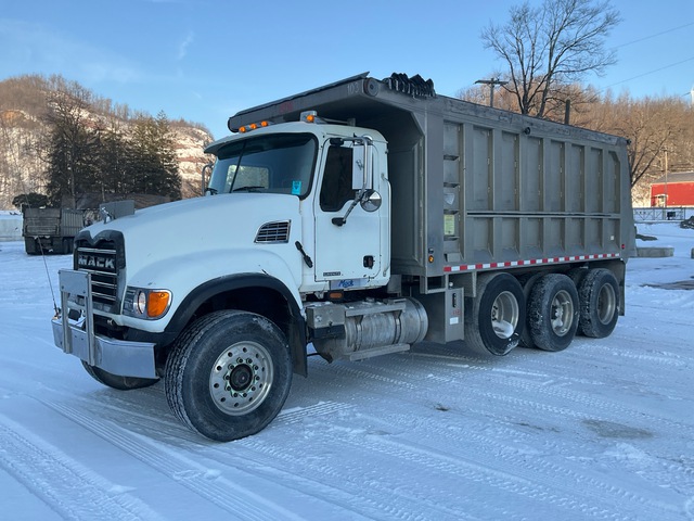 2007 Mack Granite CV713 Granite 8x4 Tri/A Dump Truck