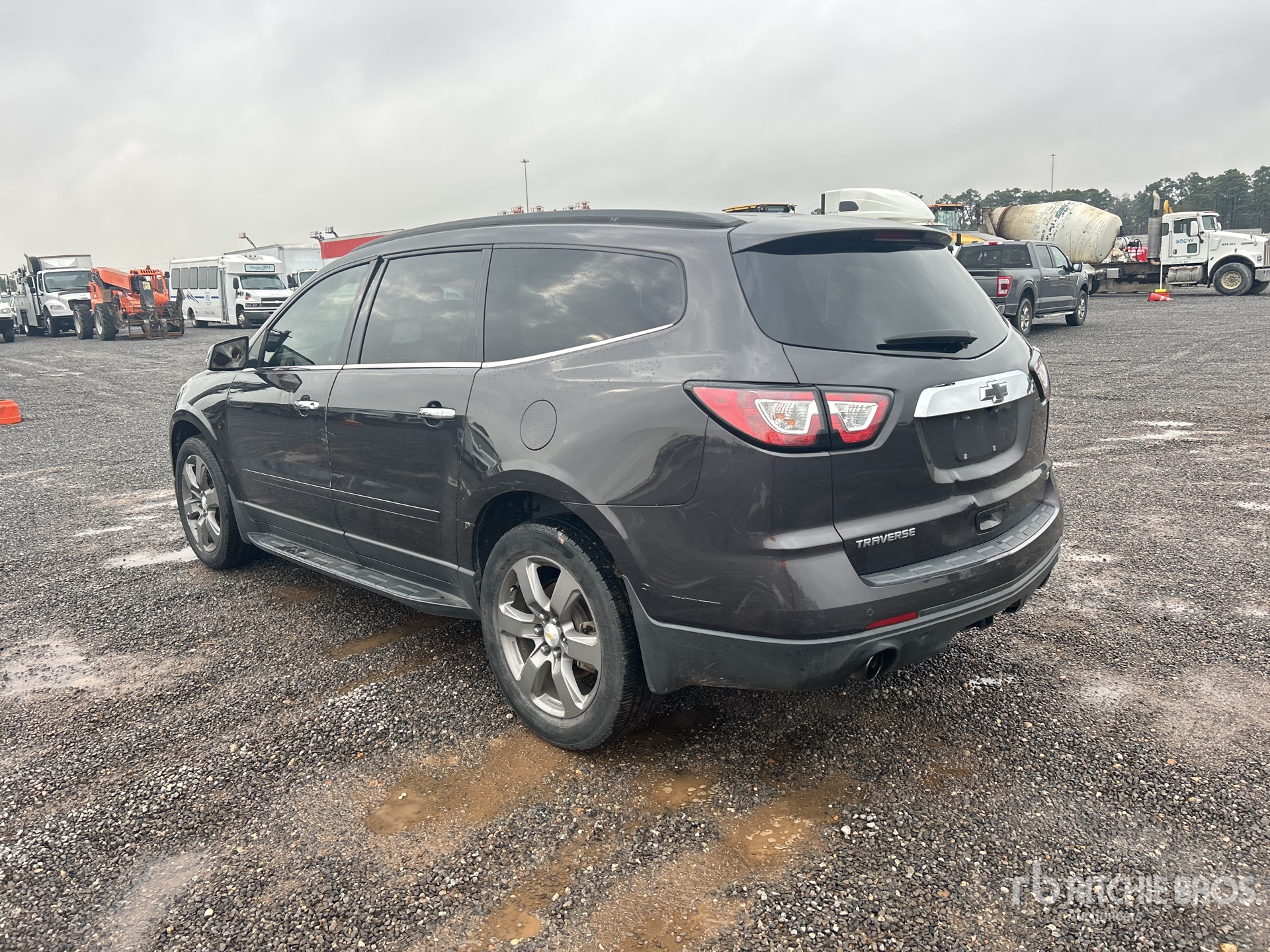 General Appearance with Imagen: esquina trasera izquierda